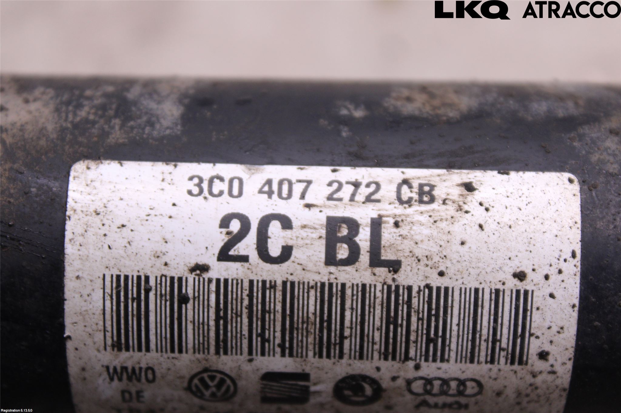 Volkswagen VW PASSAT 11-14 Drivaksel Foran Kompl Høyre