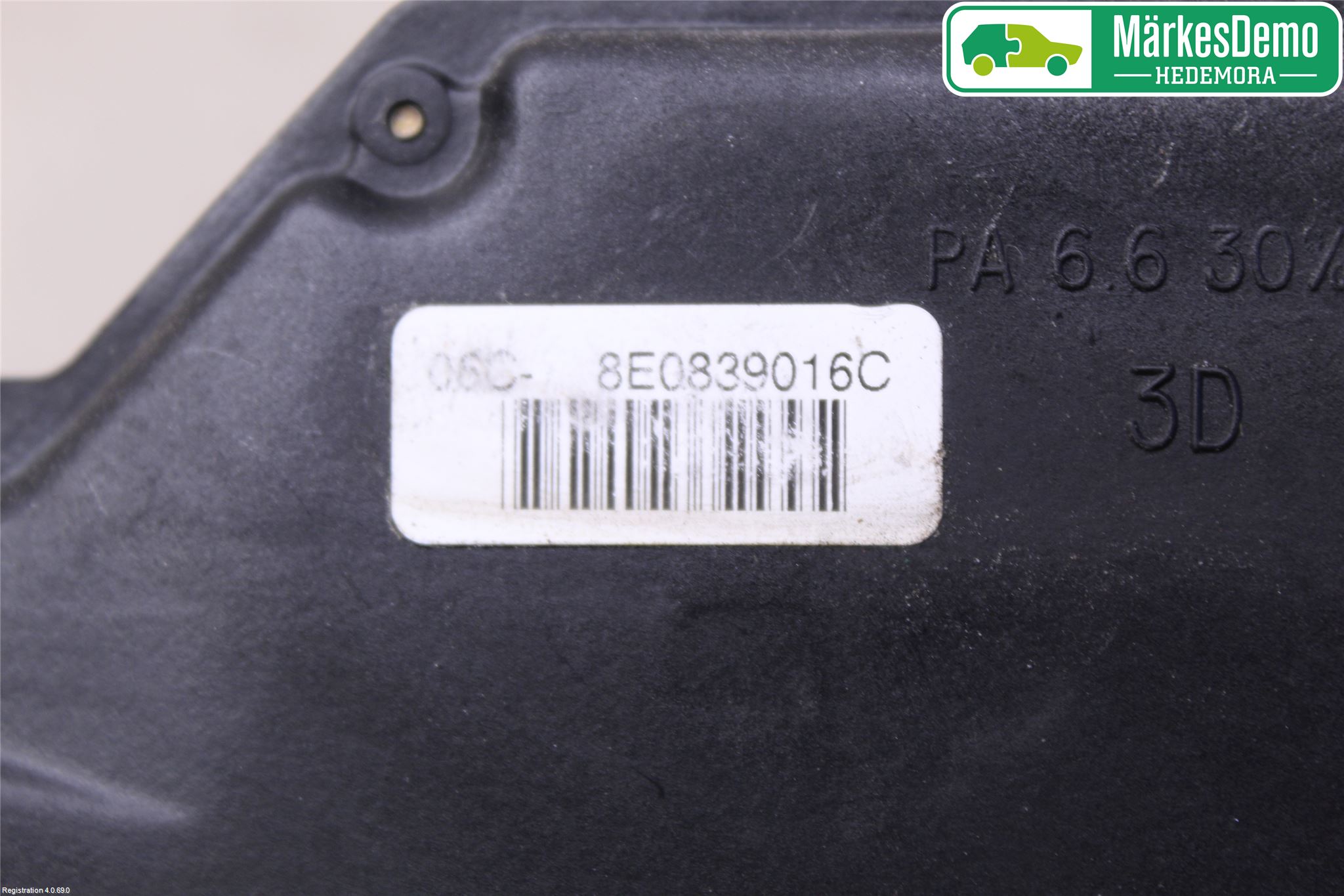 Audi A4/S4 01-05 Dørlås - Låsekasse