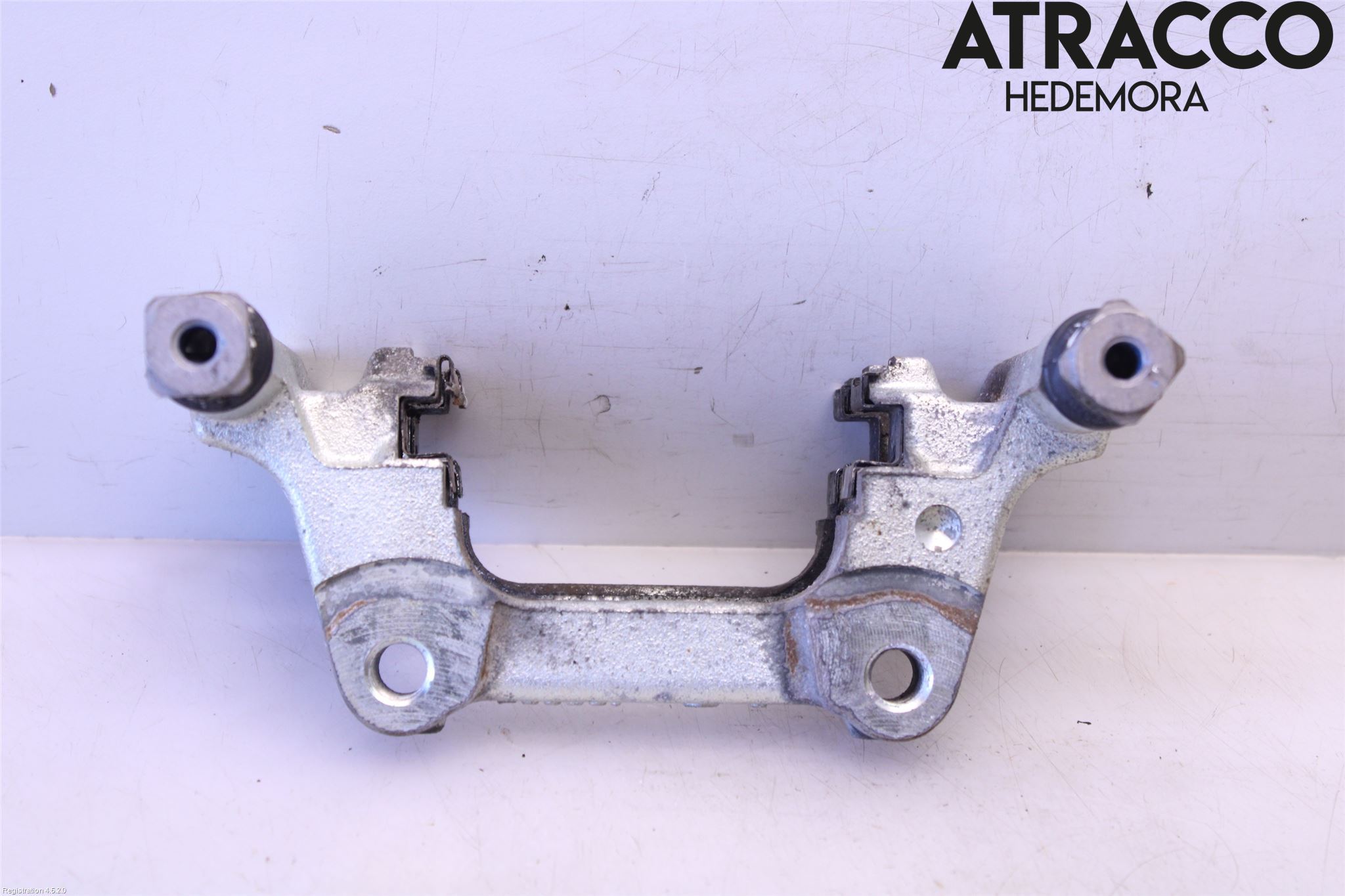 Toyota YARIS CROSS XP21 21- Bremsecaliper Feste Holder