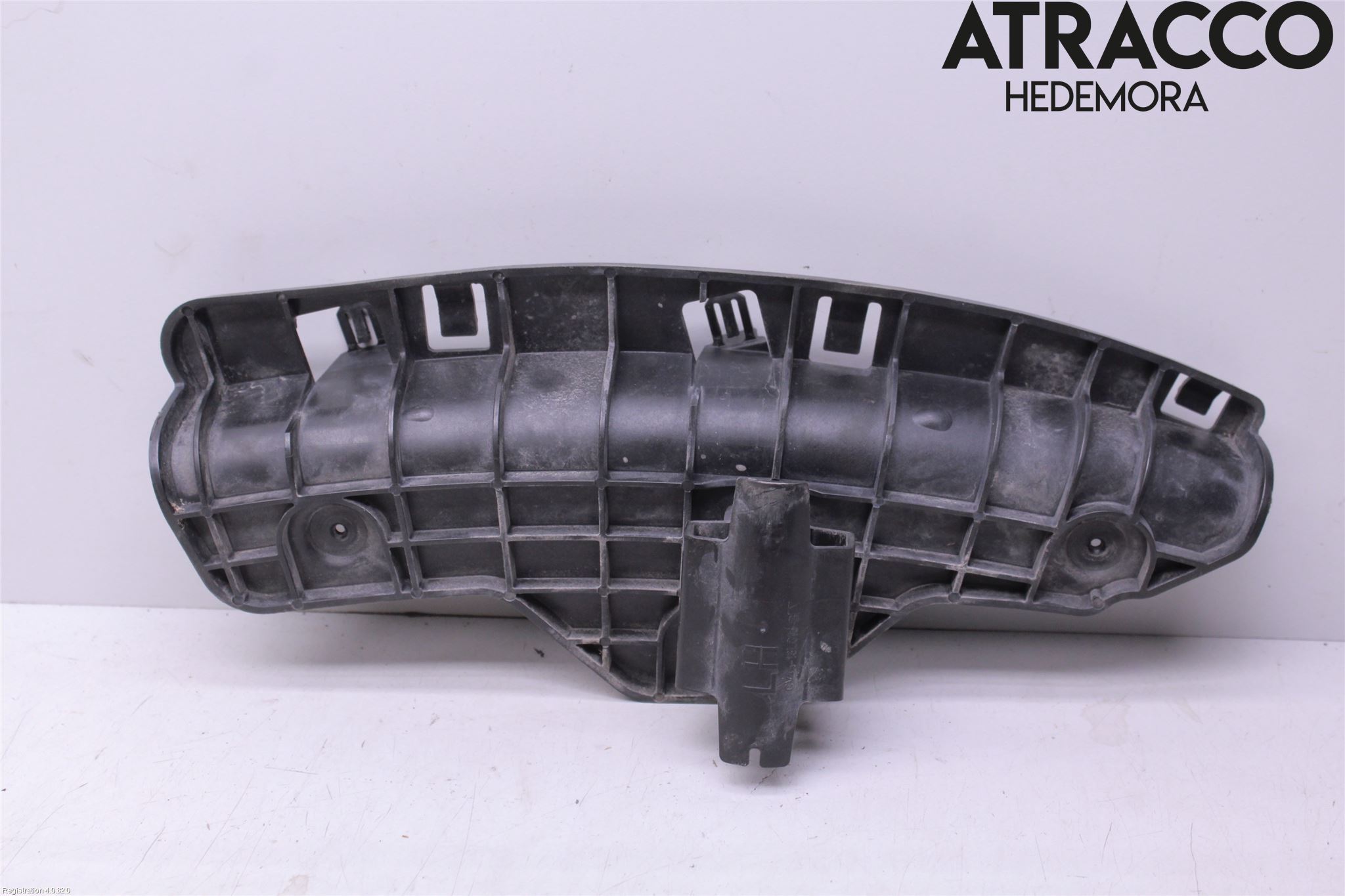 Ford KUGA 13-16 Frontlykt Holder-Feste