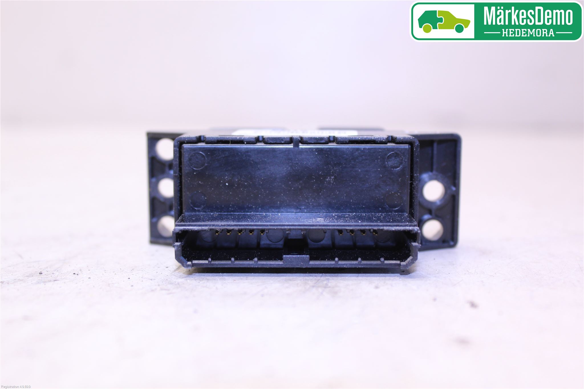 Kia VENGA 10-19 Bryter Varmesete
