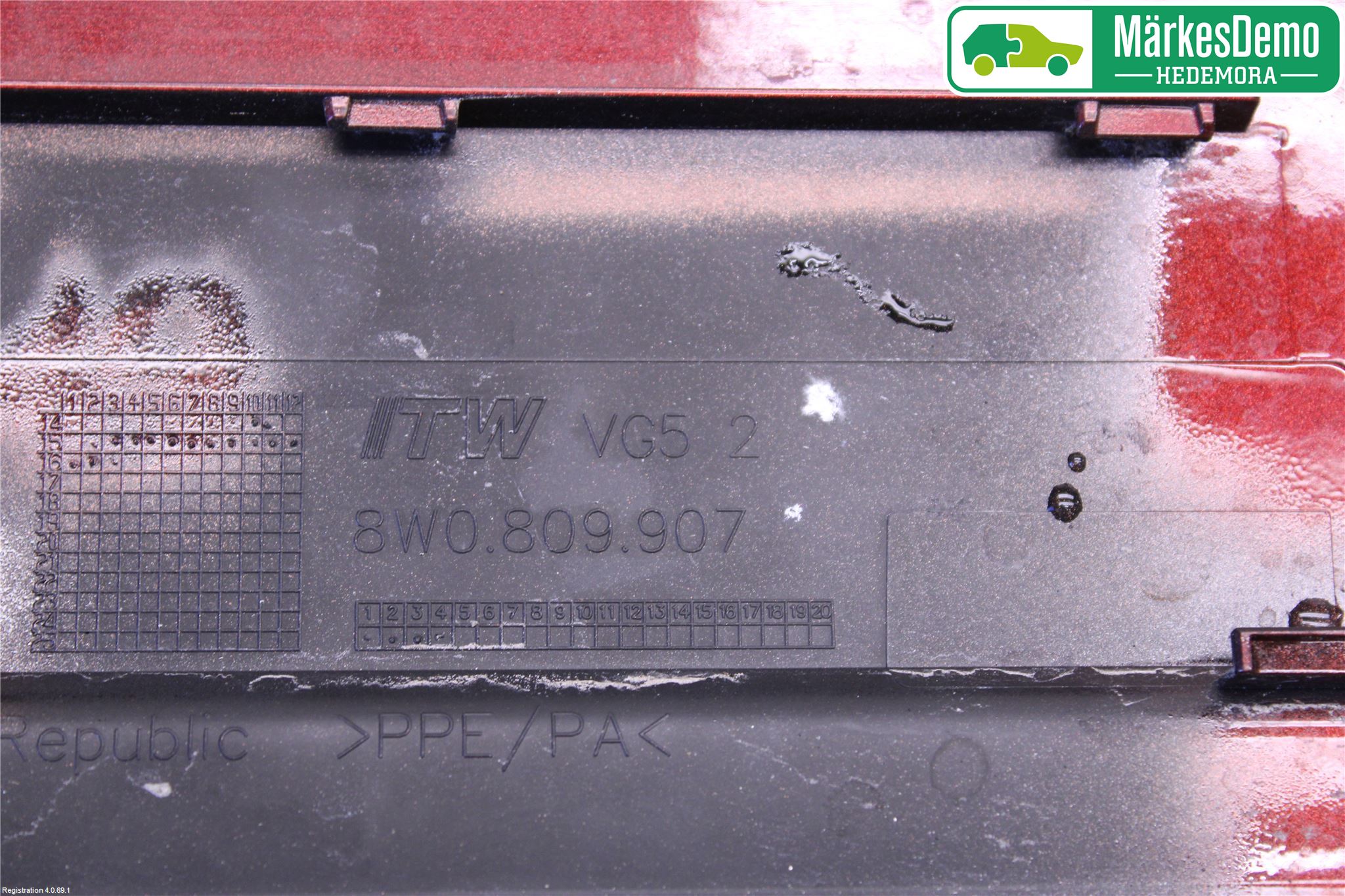 Audi A4/S4 B9 16-19 Drivstoff Tankluke