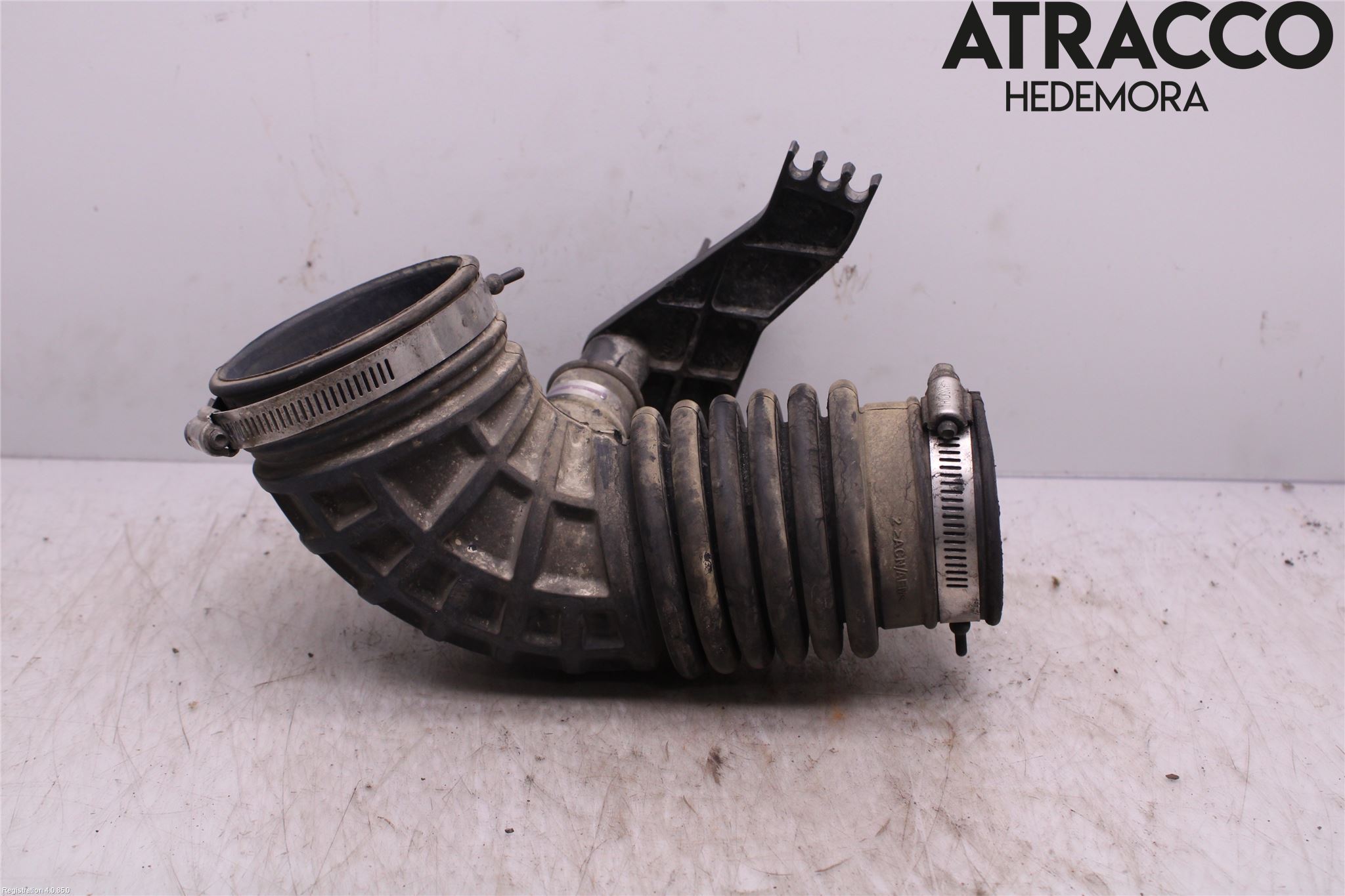 Nissan NAVARA 05-16 Inns Gummibelg - Slange