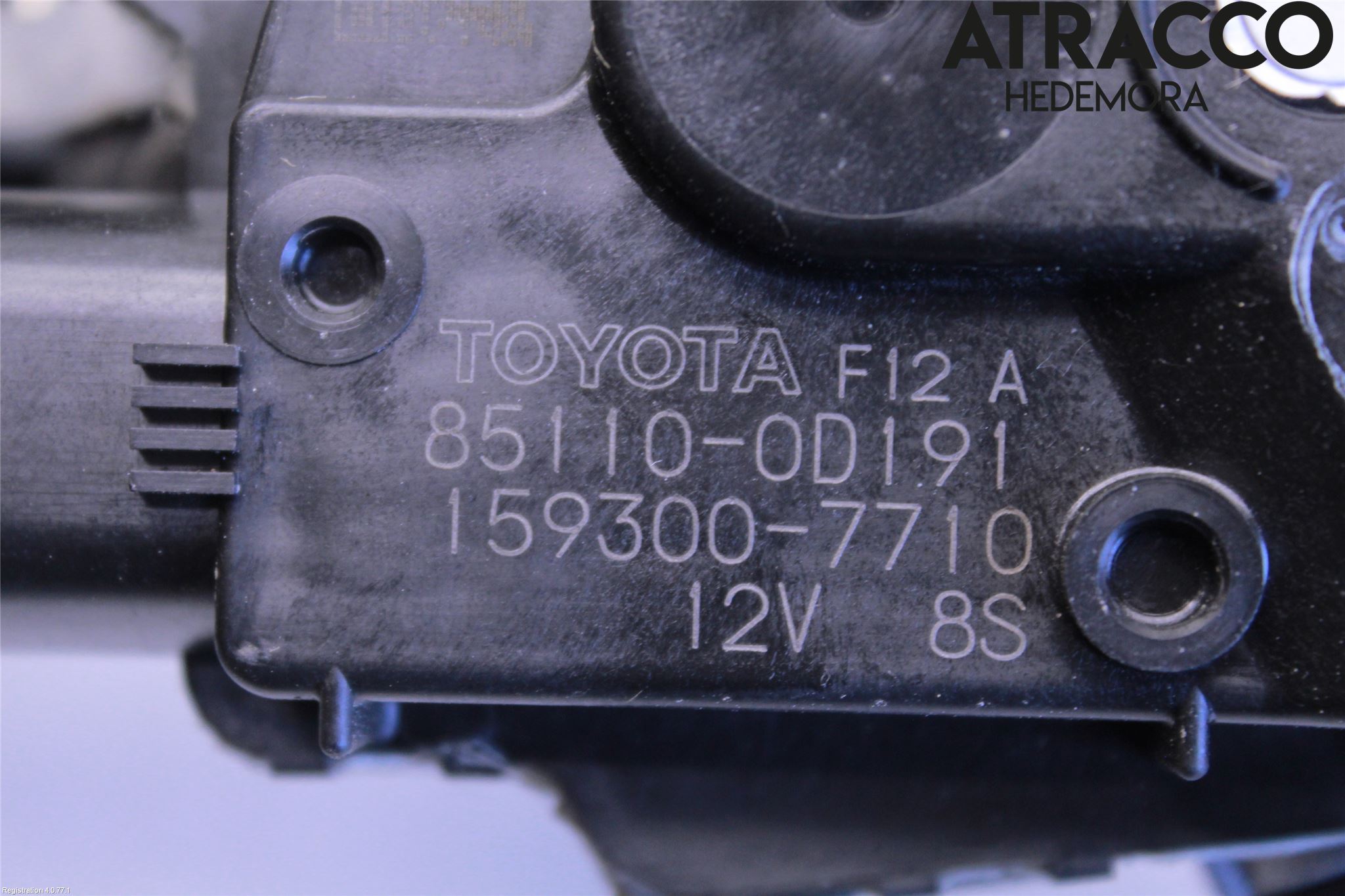 Toyota YARIS XP130 15-20 Viskermotor Frontrute