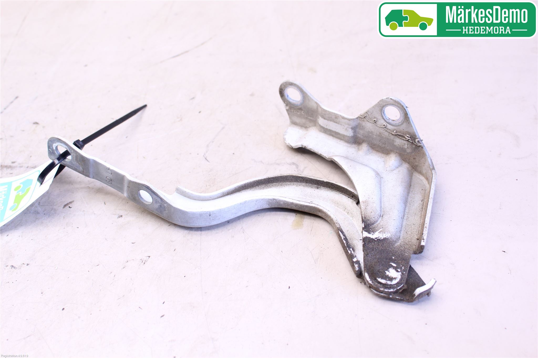 Hyundai i30 GD 13-17 Panser Hengsel - Hengsler