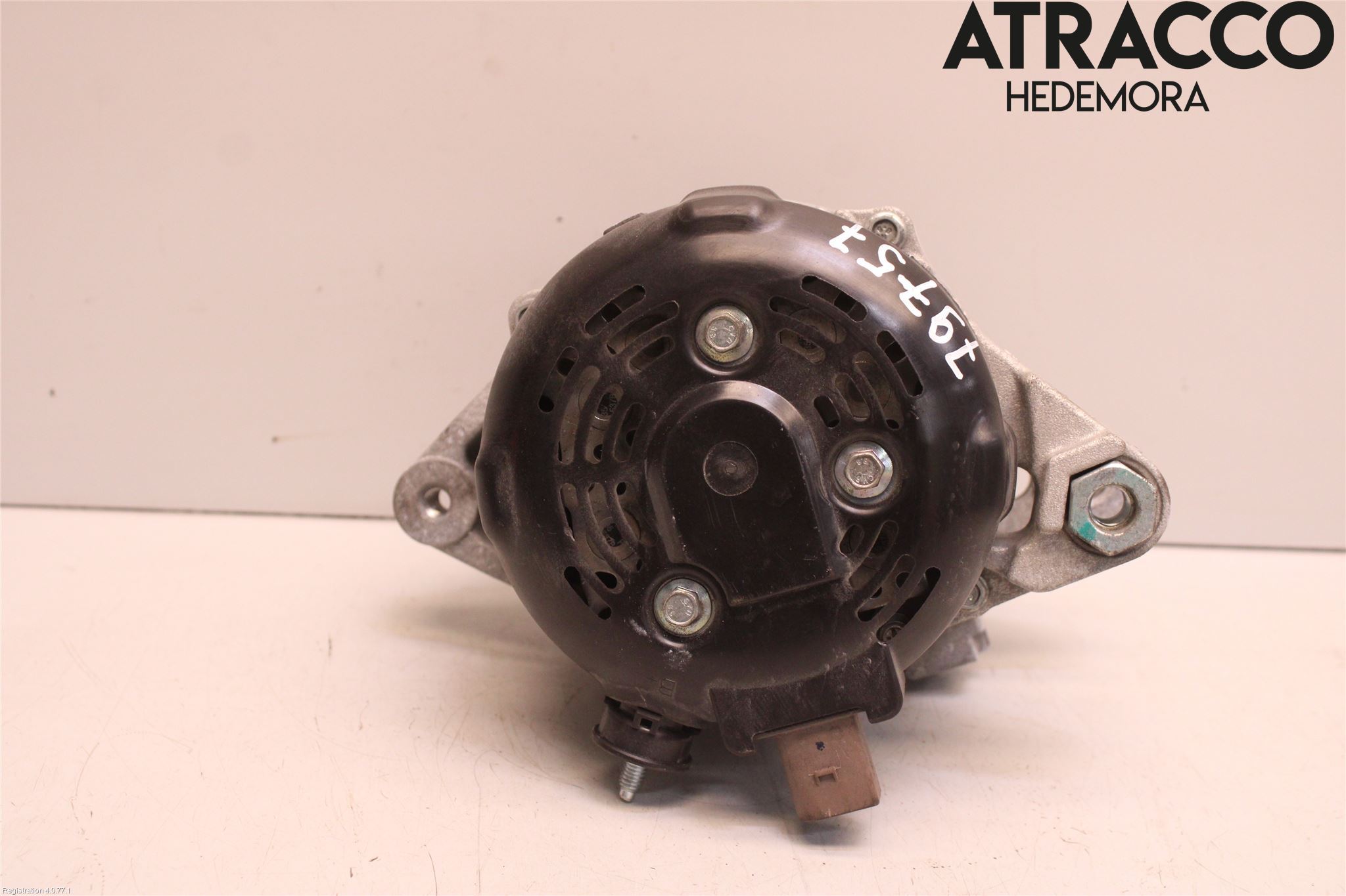 Toyota AVENSIS 16-18 Dynamo