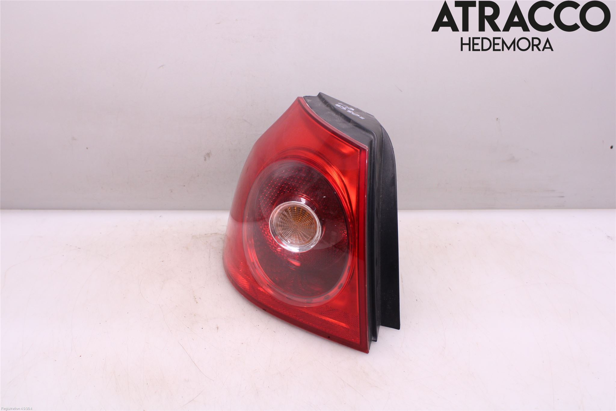 Volkswagen VW GOLF V 04-09 Baklykt Venstre