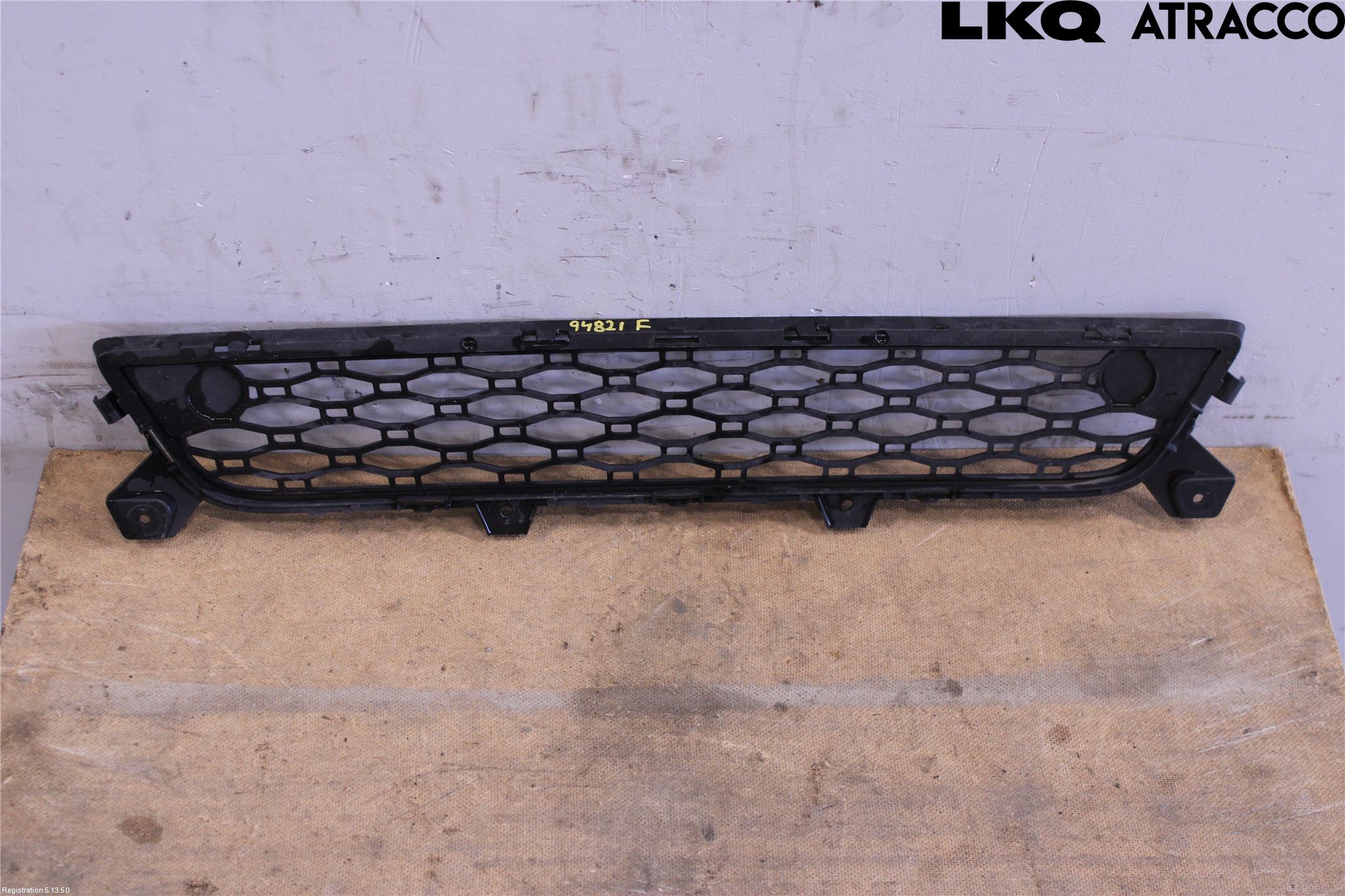 Volvo XC60 09-13 Grilldel Midt