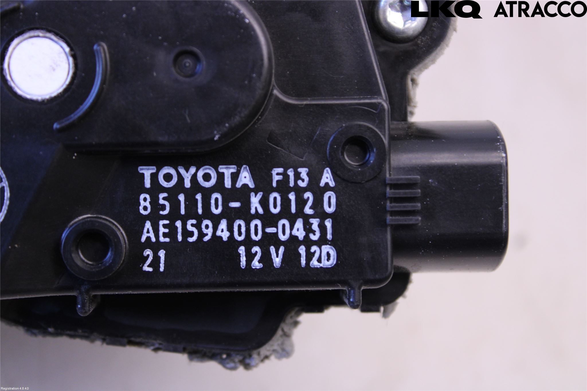 Toyota YARIS XP21 20- Viskermotor Frontrute