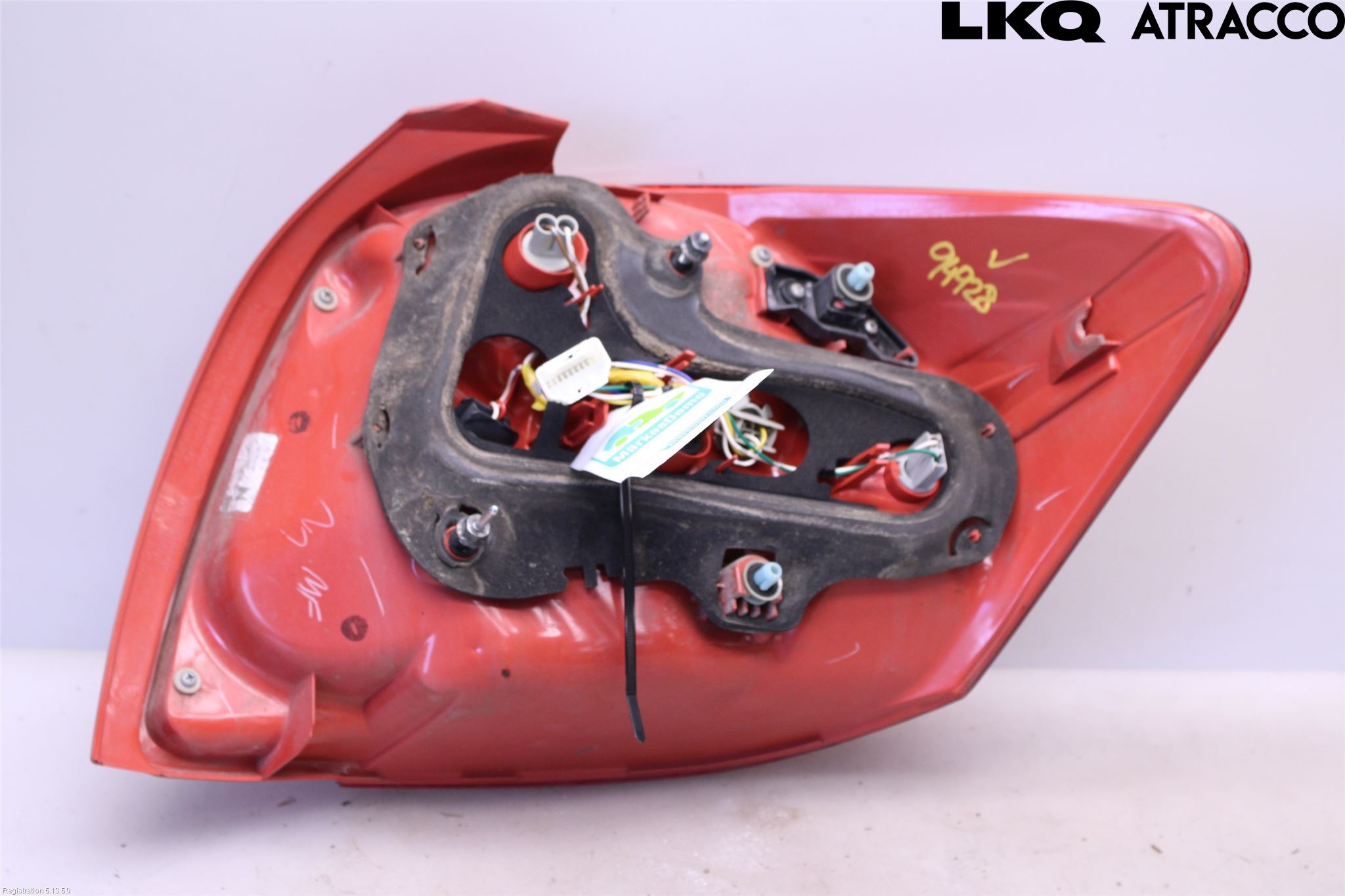 Toyota AURIS 10-12 Baklykt Venstre