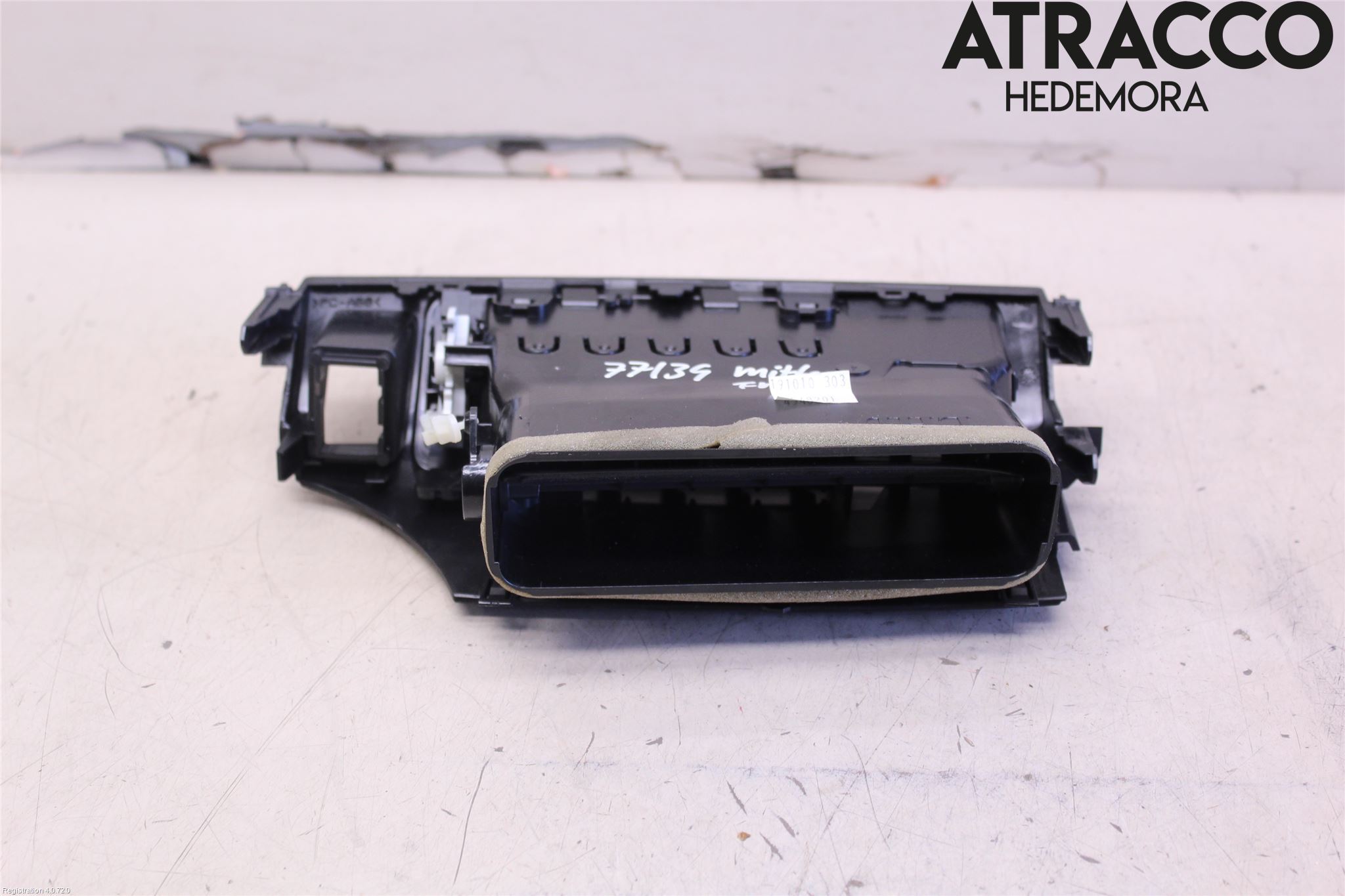 Toyota VERSO 09-18 Dashbord Kanal - Dyse