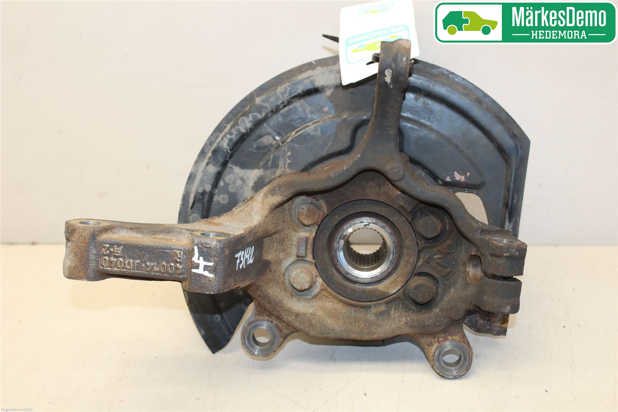 Nissan QASHQAI+2  10-14 Spindel Hf