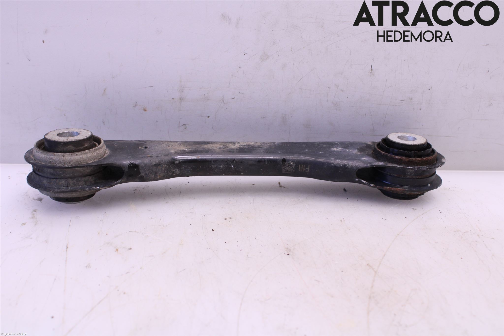 BMW 5 G30/G31/F90 17-23 Bærearm Bak Høyre Øvre