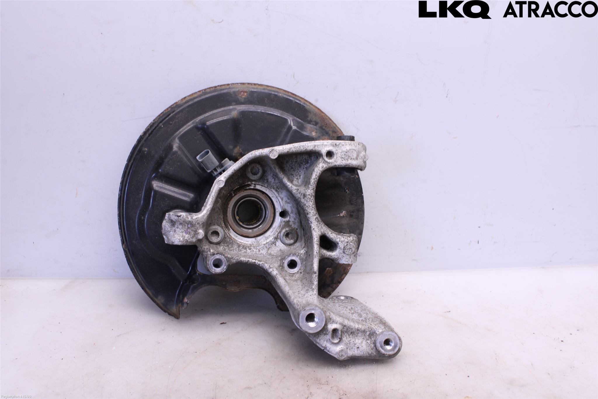 Volkswagen VW PASSAT 15-19 Spindel Hb