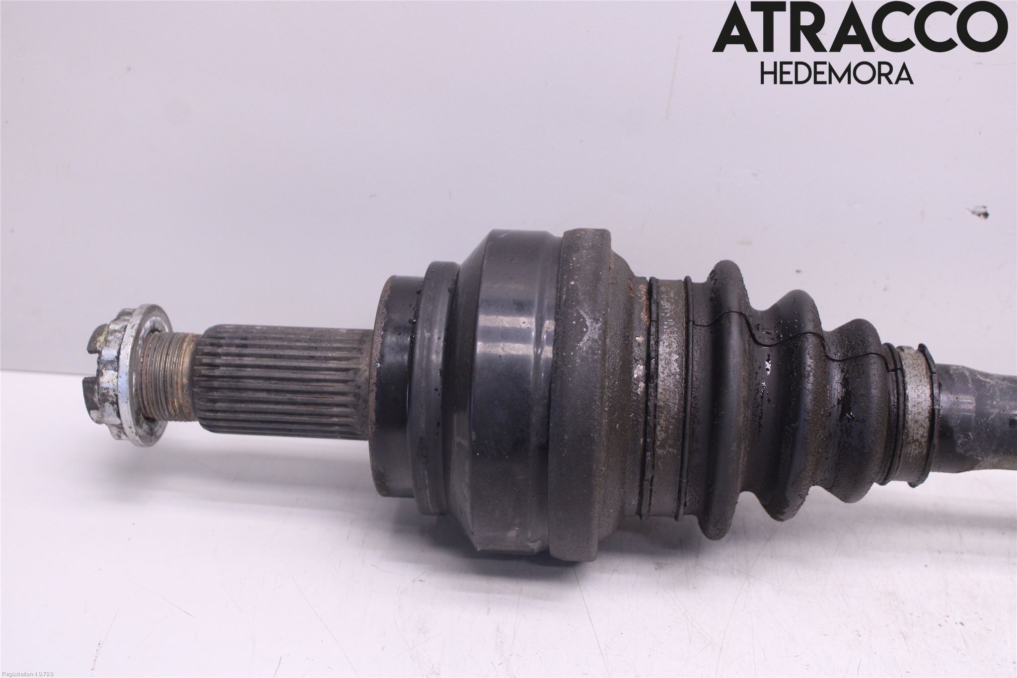 BMW 5 F10/F11/F18 09-17 Drivaksel Bak Kompl Høyre