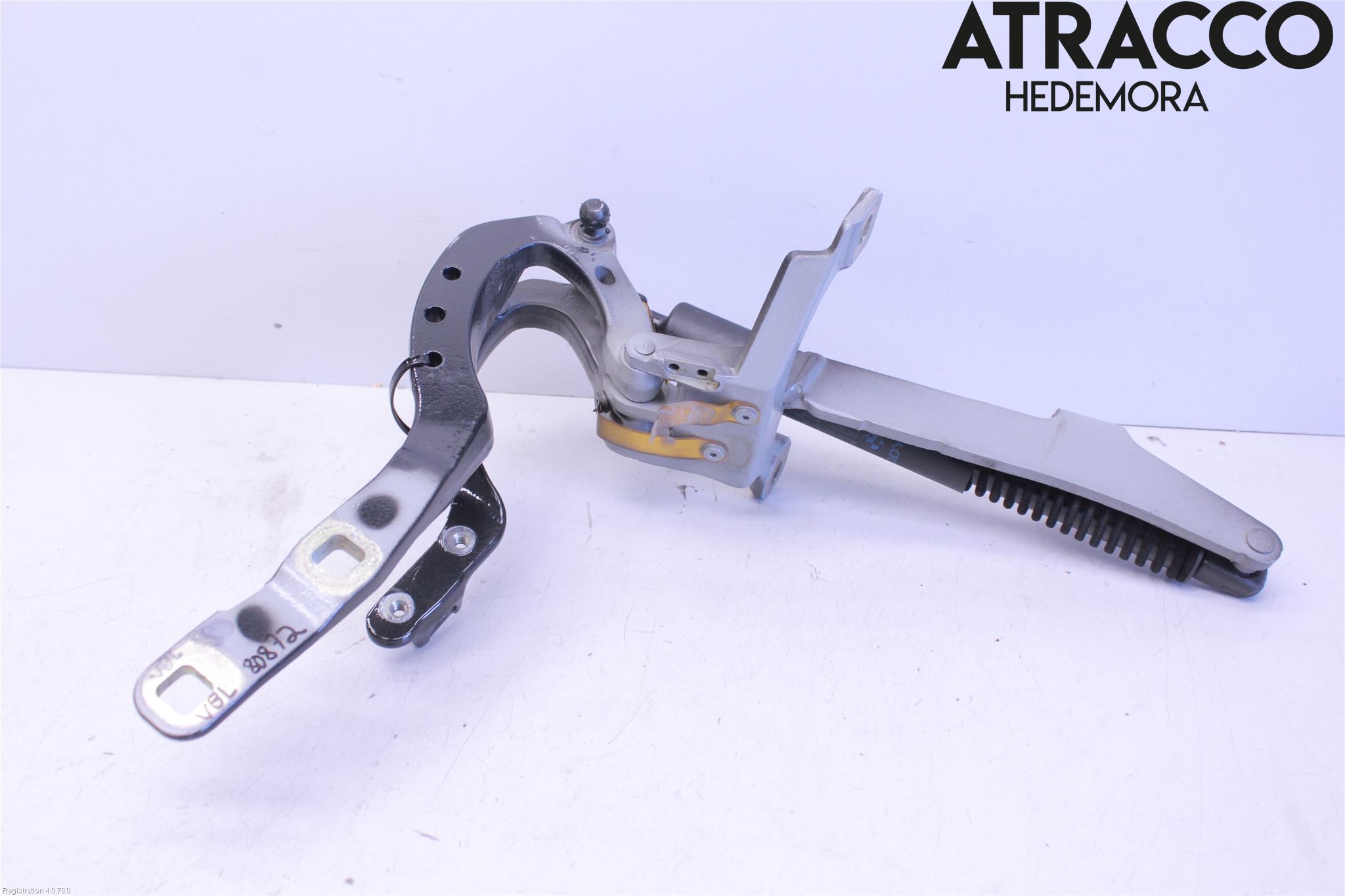 BMW 5 F10/F11/F18 09-17 Bakluke Hengsel Venstre