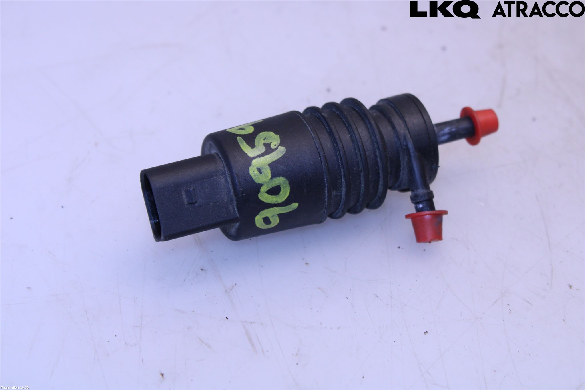 BMW 3 E46      98-05 Spylerpumpe Bakluke
