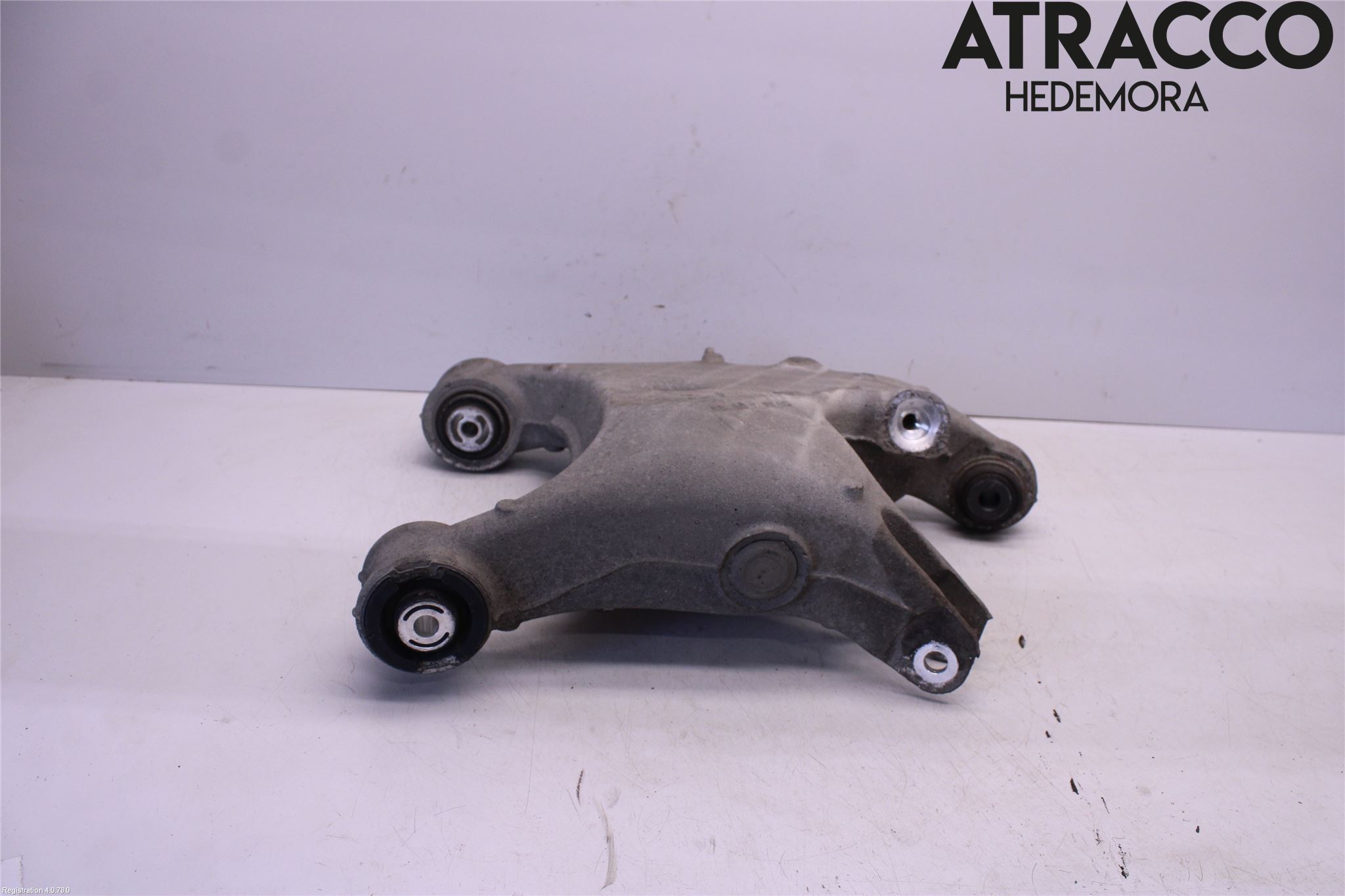 BMW 5 F10/F11/F18 09-17 Bærearm Bak Venstre