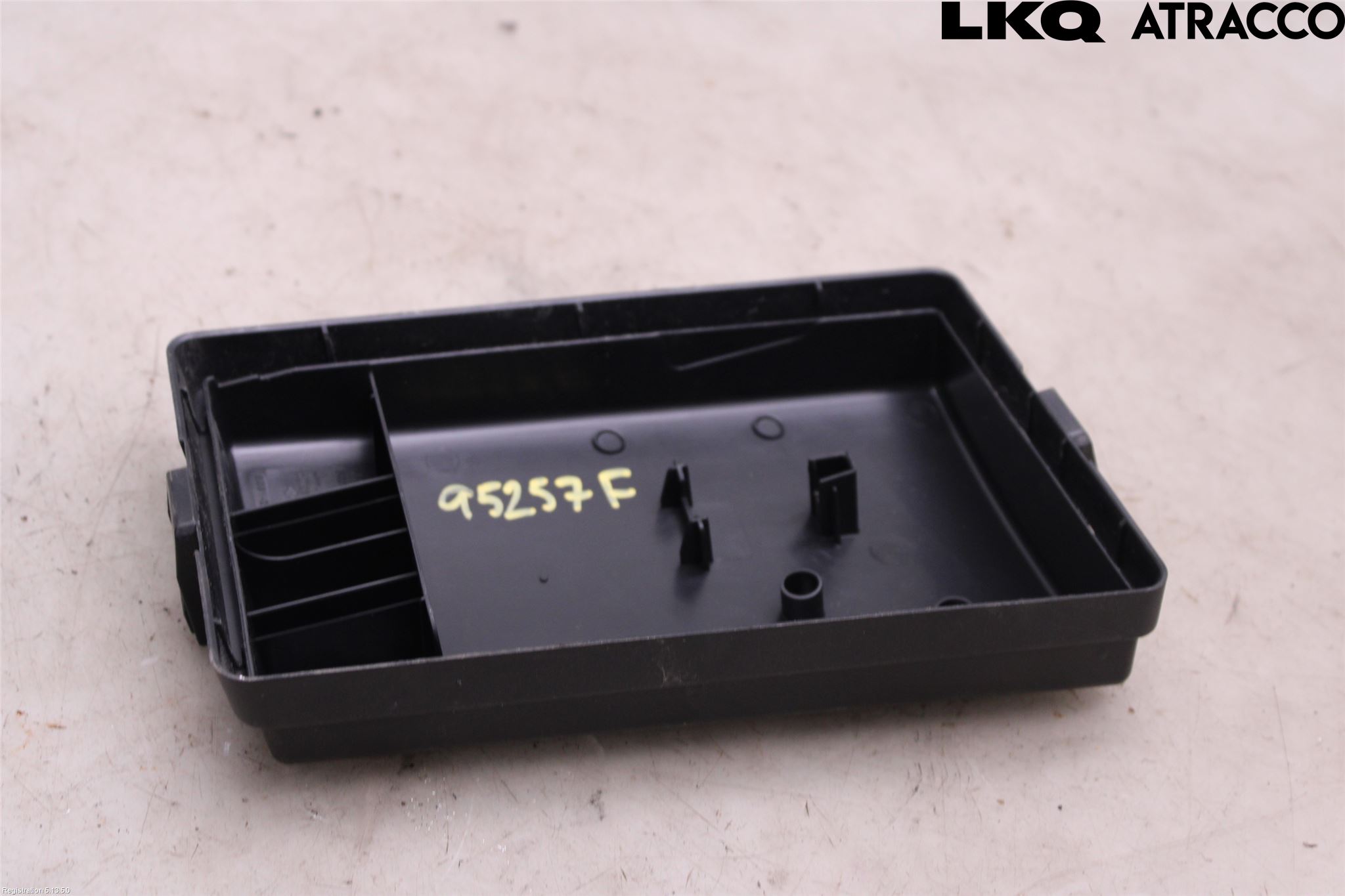 Volkswagen VW GOLF / E-GOLF VII 13-20 Sikringsboks - Elsentral Lokk