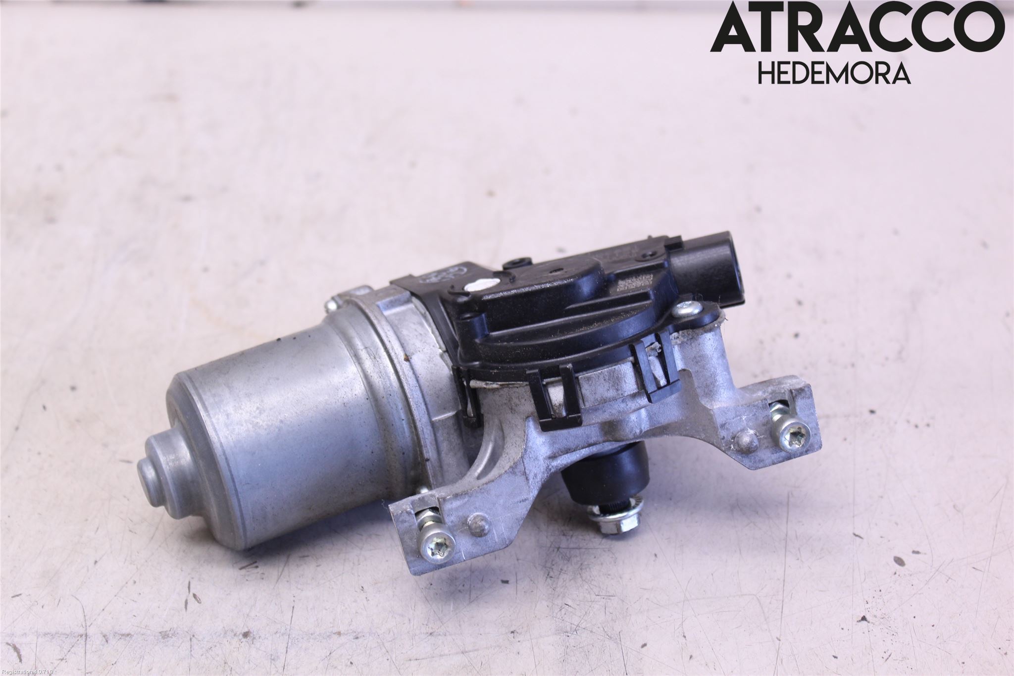 Toyota YARIS XP130 15-20 Viskermotor Frontrute