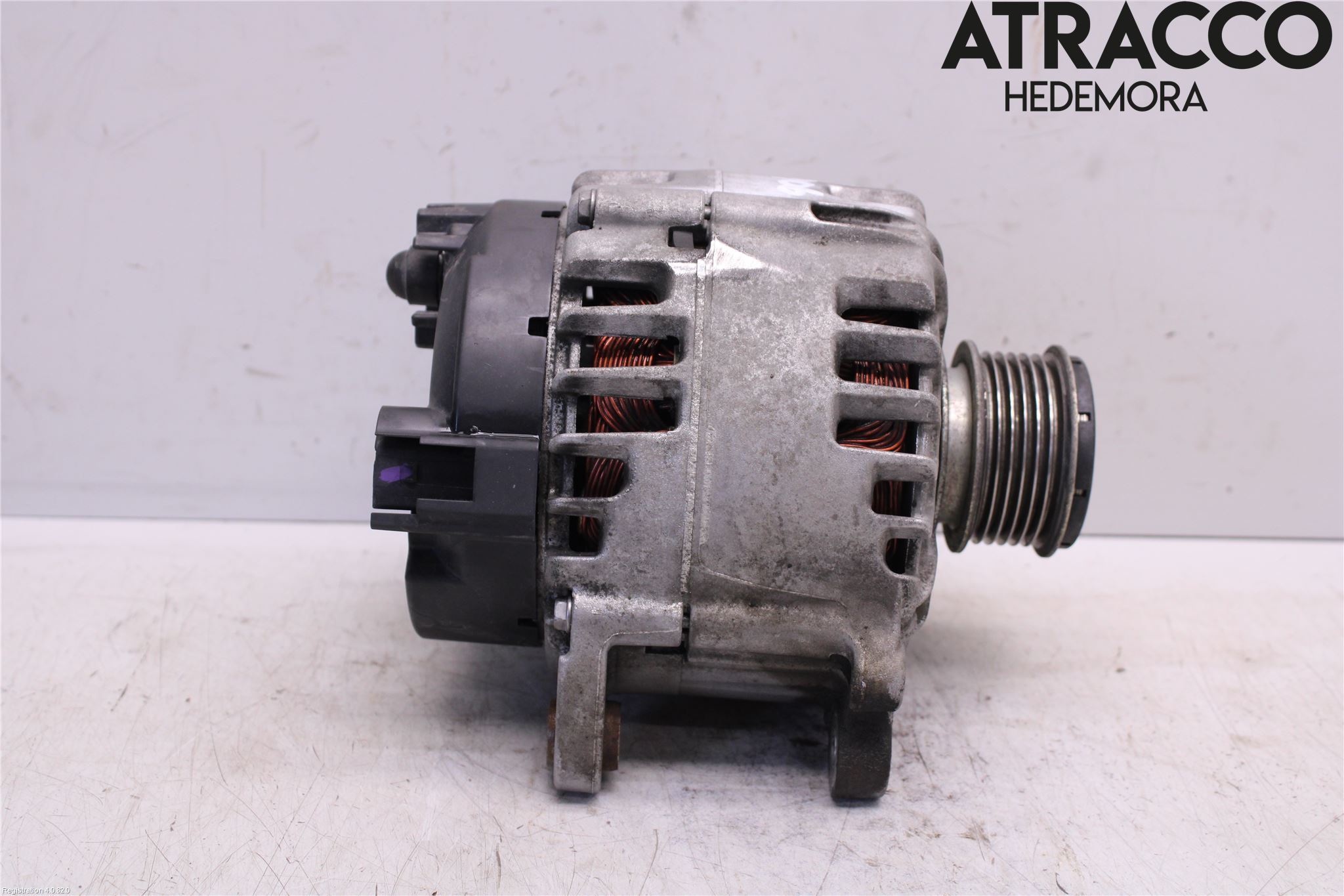 Volkswagen VW GOLF VI 09-13 Dynamo