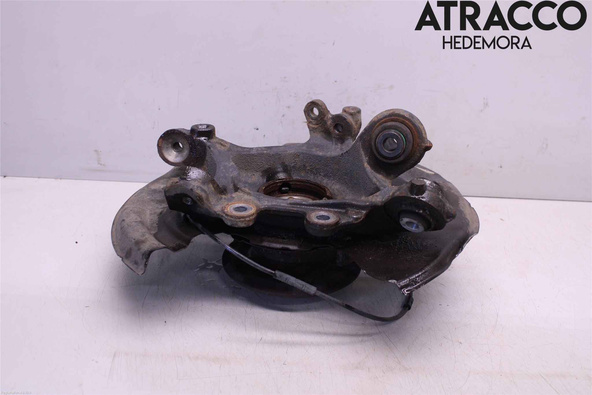 BMW 1 F20/F21 11-19 Spindel Hb