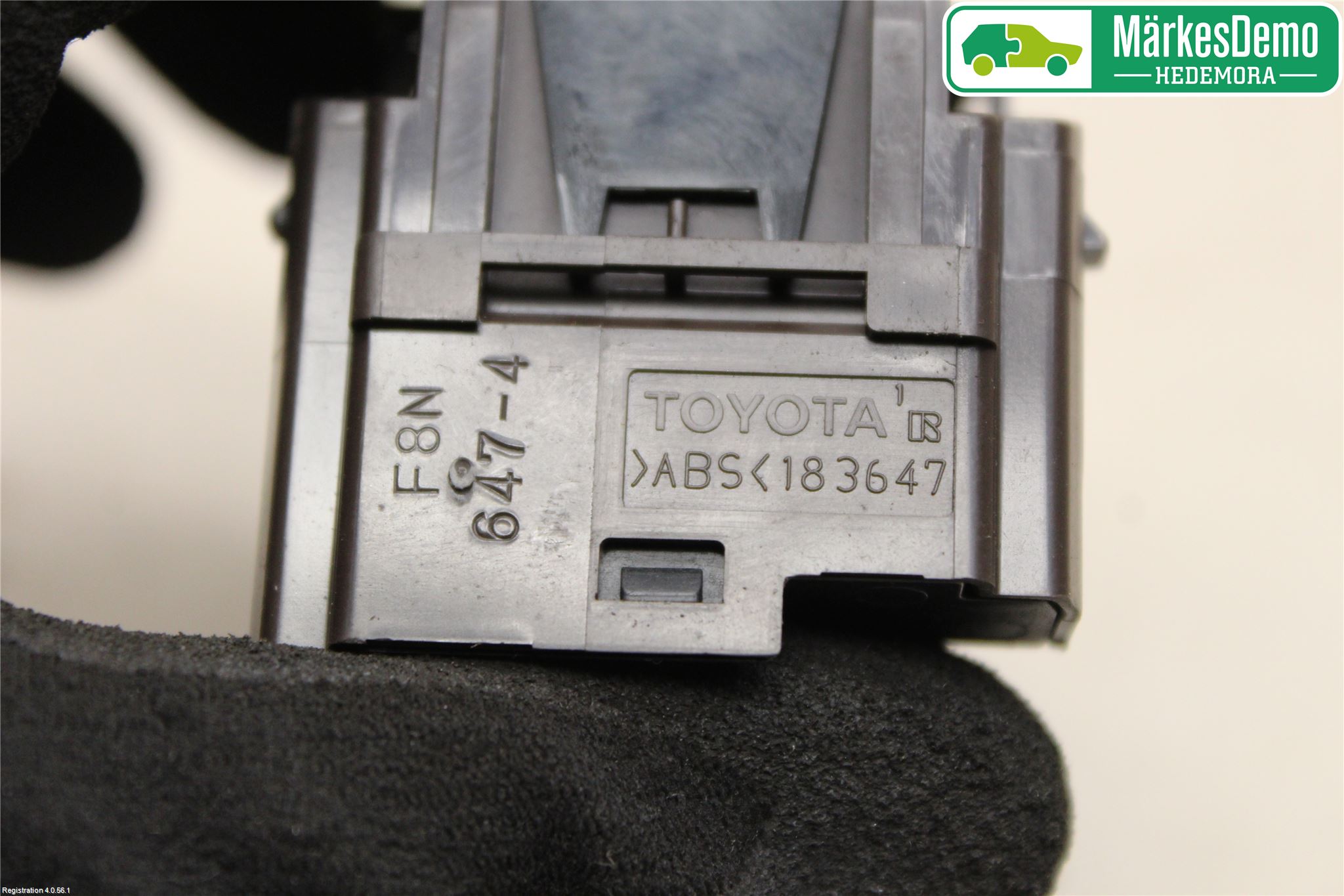 Toyota AVENSIS 09-15 Bryter Speil