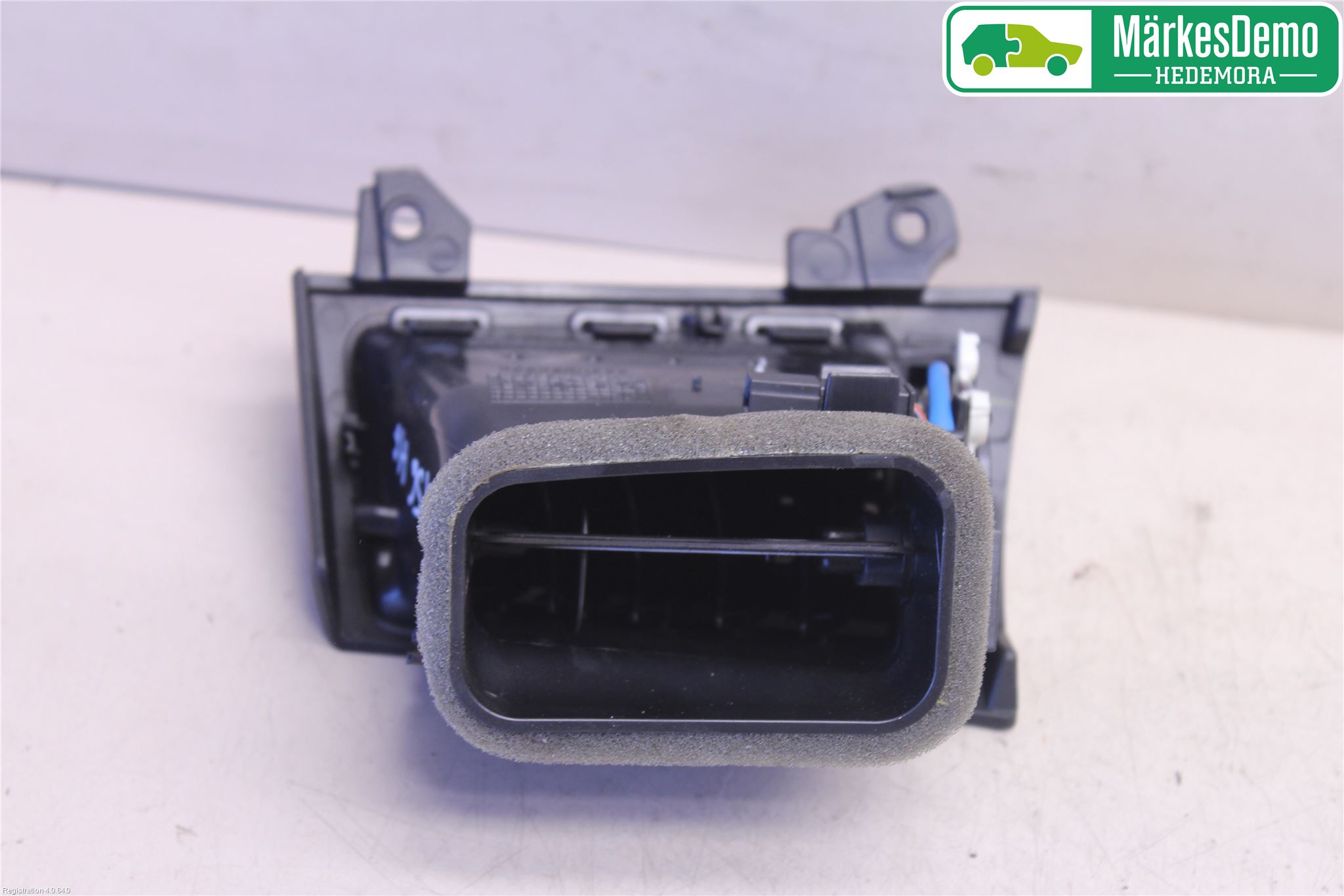 BMW X3 F25 10-17 Dashbord Kanal - Dyse