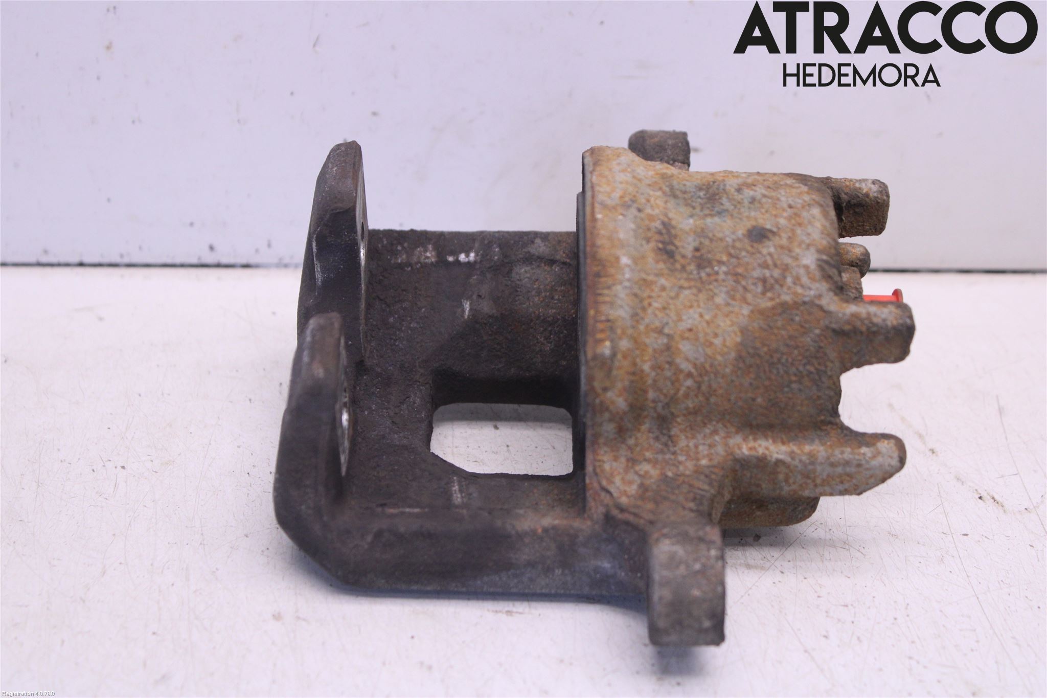 Mitsubishi SPACE STAR 13- Bremsecaliper Foran Venstre