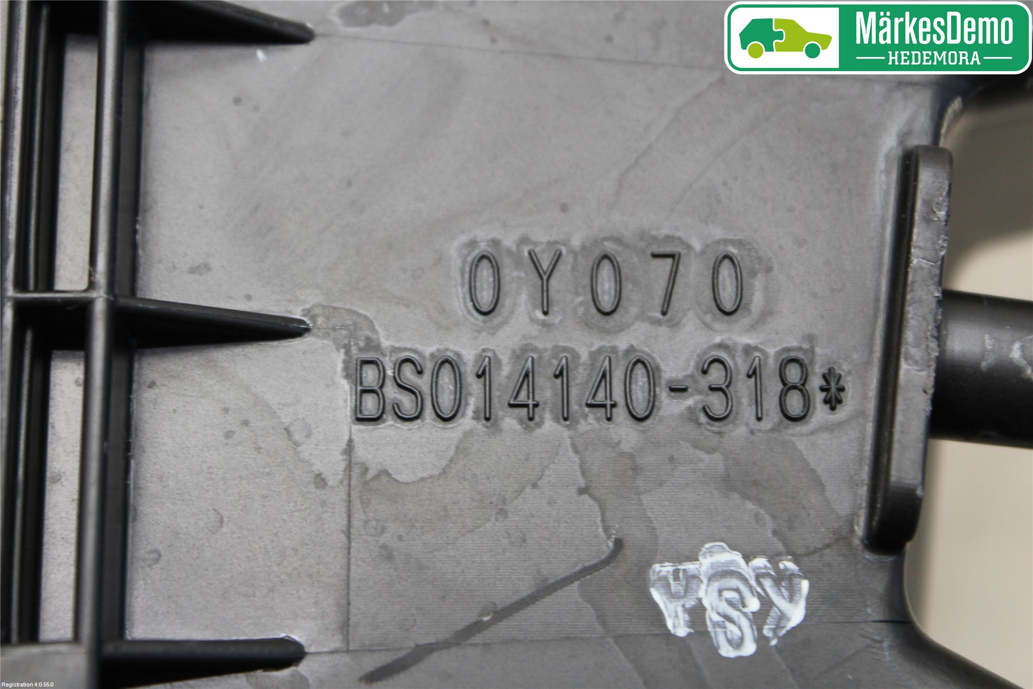 Toyota YARIS XP130 15-20 Luftfilter Boks