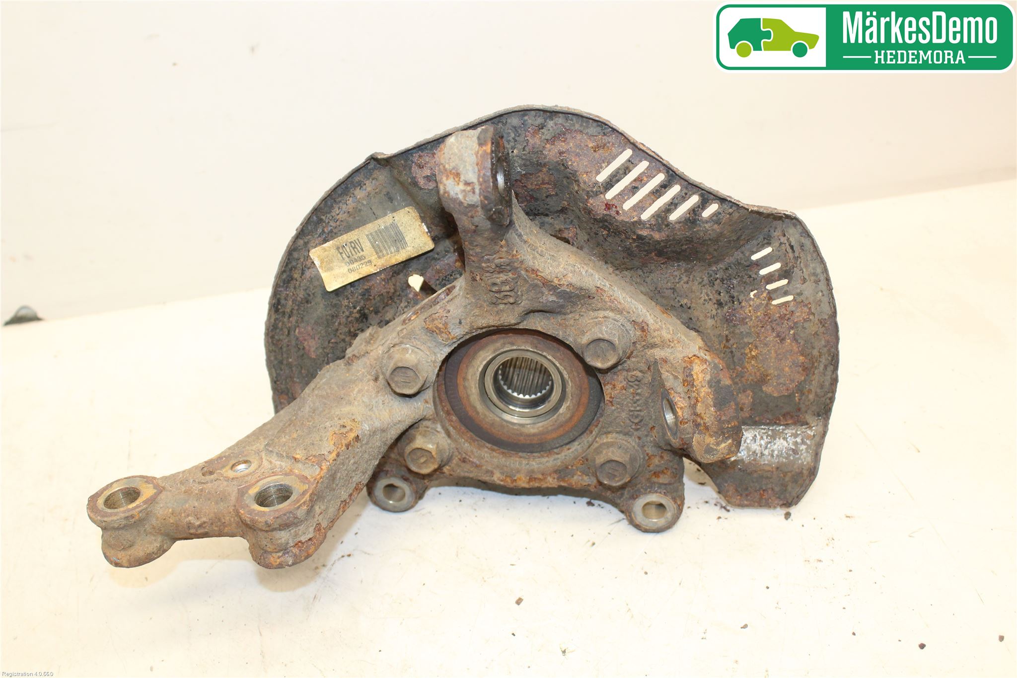 Toyota AURIS 07-09 Spindel Hf