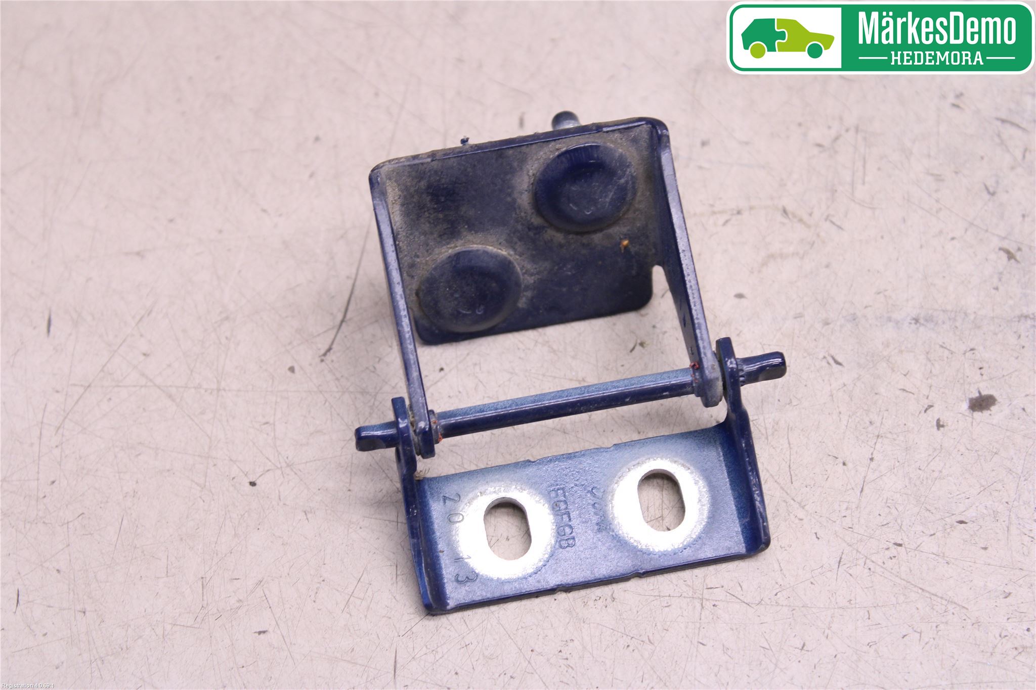 Ford FOCUS 11-14 Bakluke Hengsel Venstre