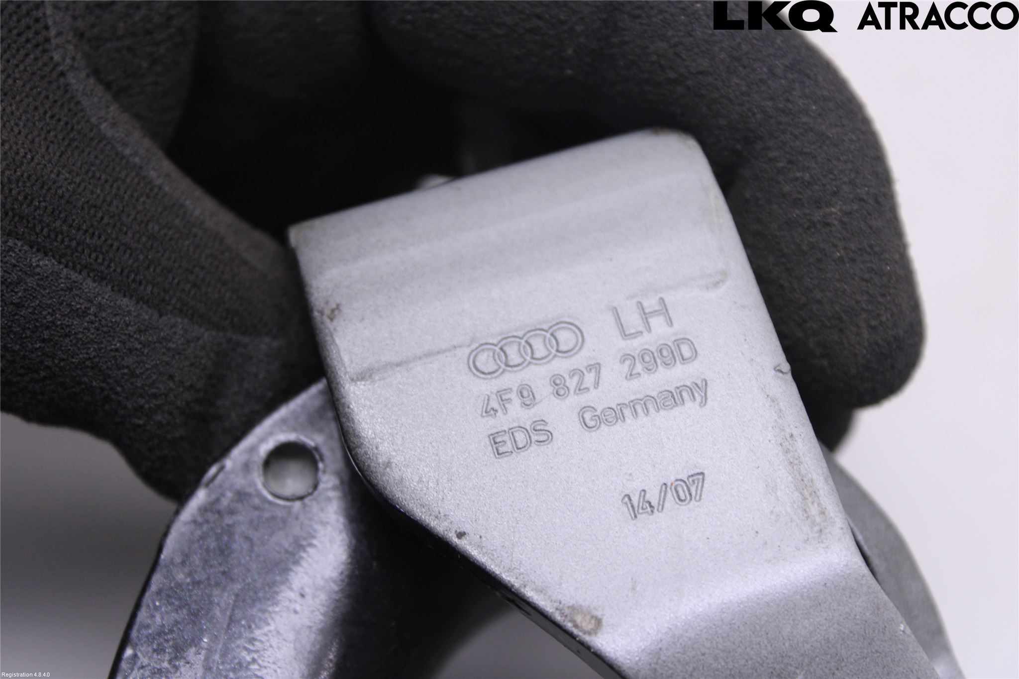 Audi A6/S6     05-11 Bakluke Hengsel Venstre