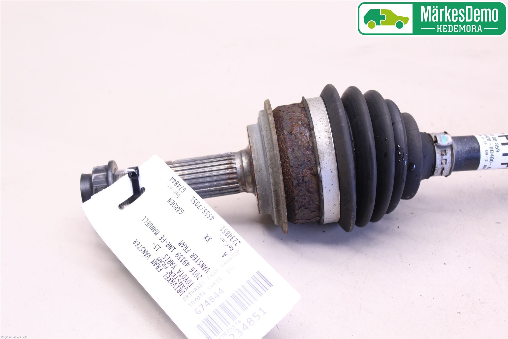 Toyota YARIS XP130 15-20 Drivaksel Foran Kompl Venstre