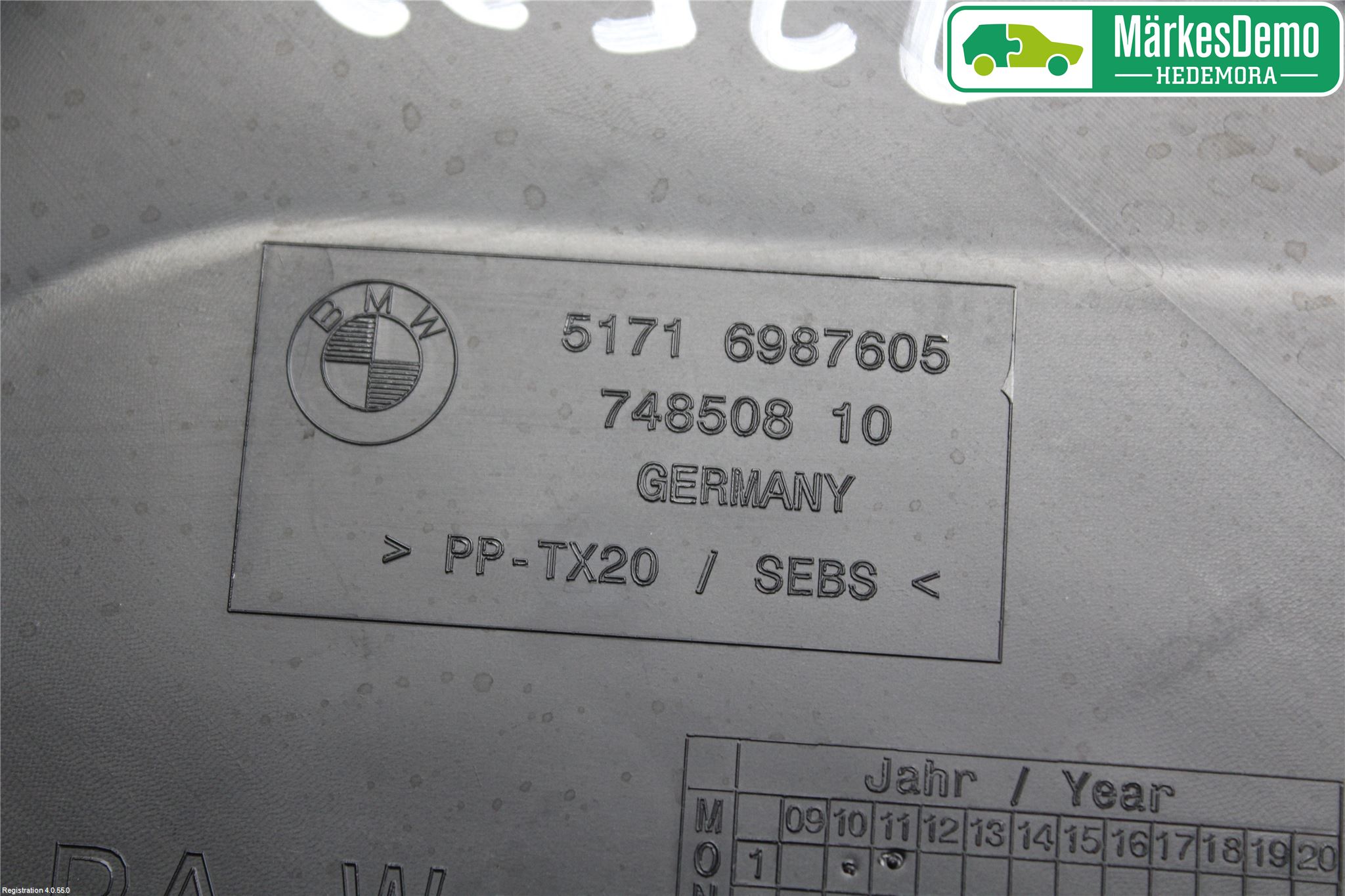 BMW 5 F10/F11/F18 09-17 Visker Deksel-Grill-Under Frr