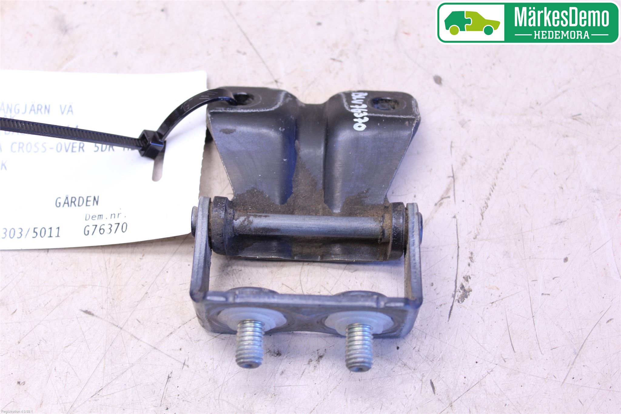 Subaru OUTBACK 10-15 Bakluke Hengsel Venstre