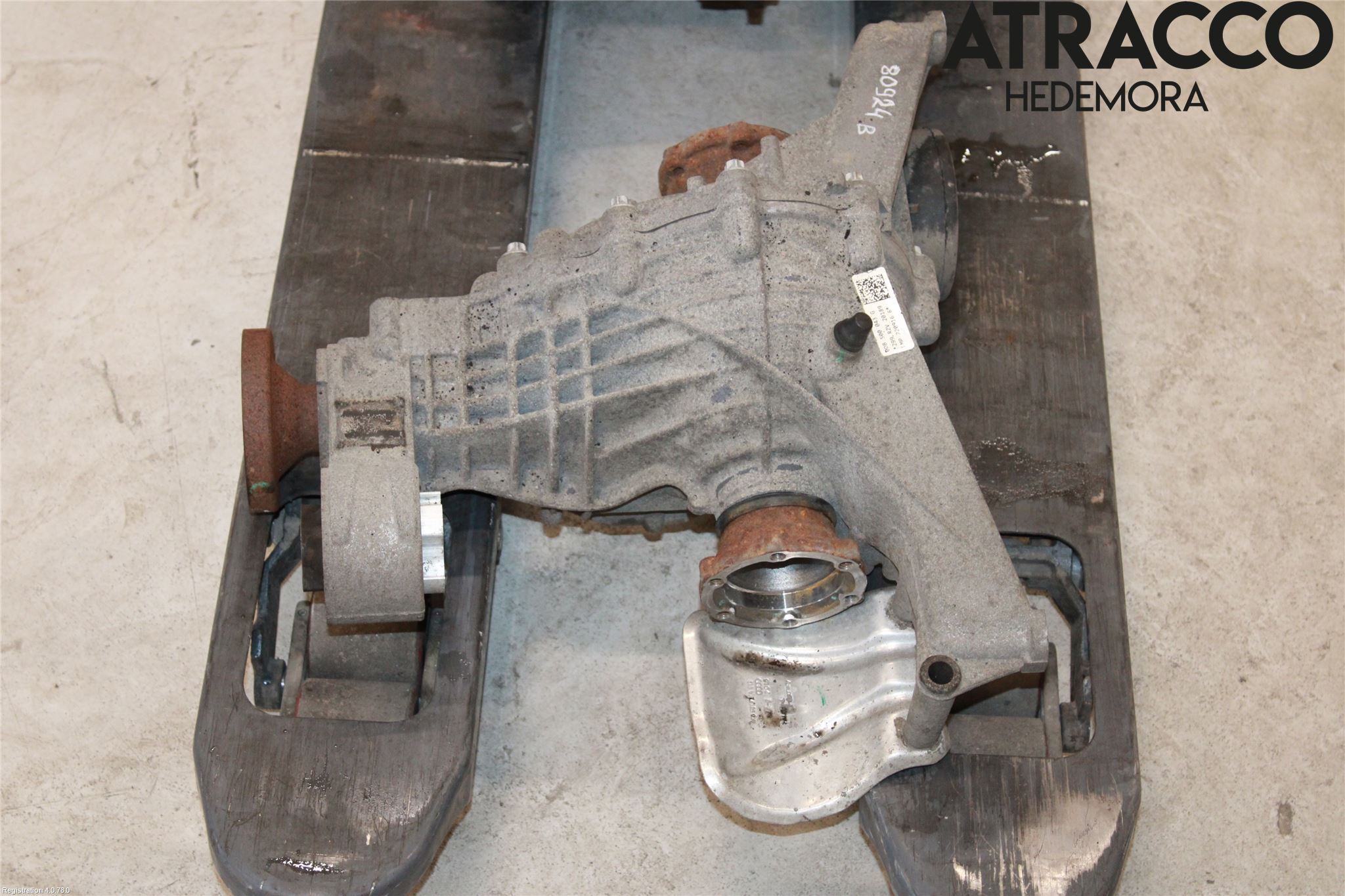 Audi A4/S4 B9 16-19 Bakaksel Kardang Bak -Diff