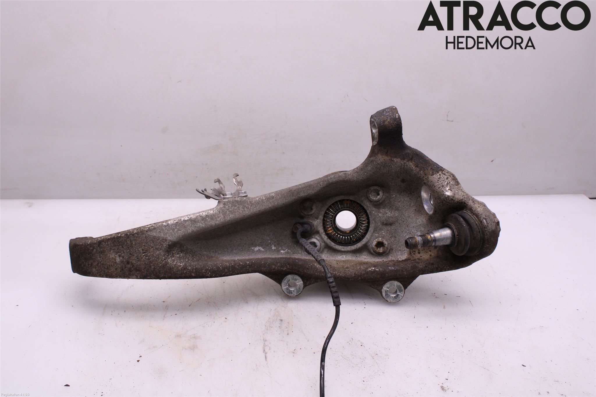 BMW 5 F10/F11/F18 09-17 Spindel Vf