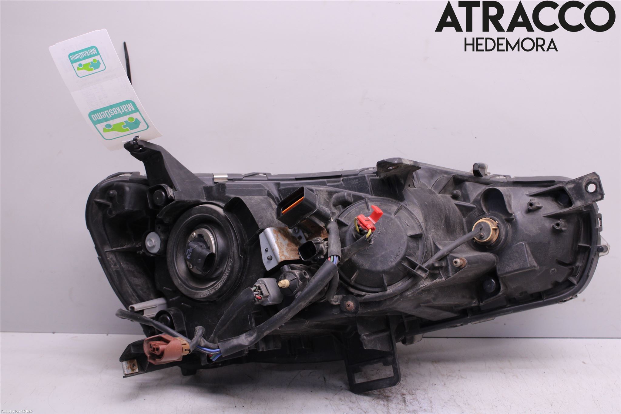 Mitsubishi OUTLANDER 07-12 Frontlykt Venstre