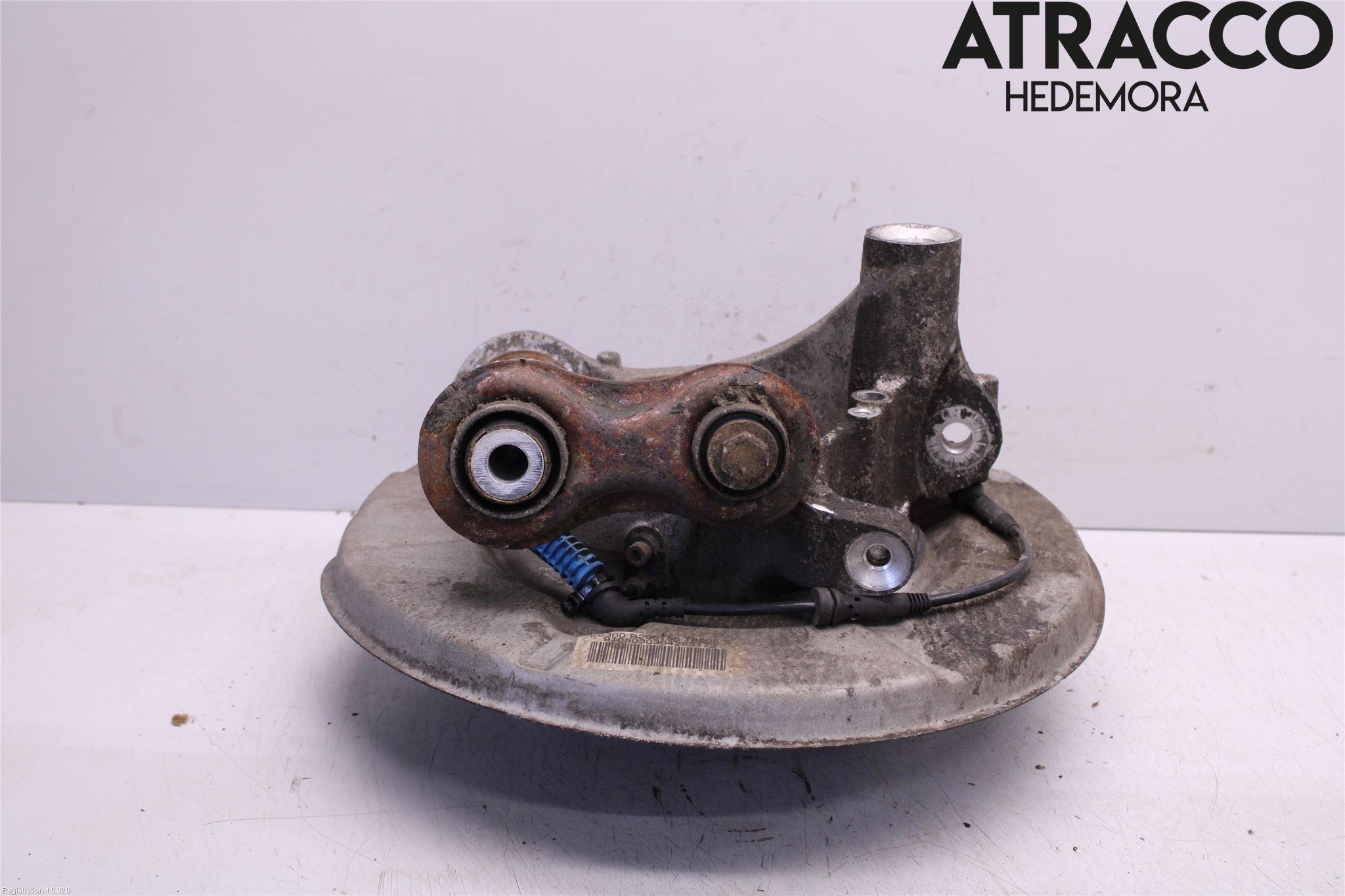 BMW 6 E63/64    02-10 Spindel Vb
