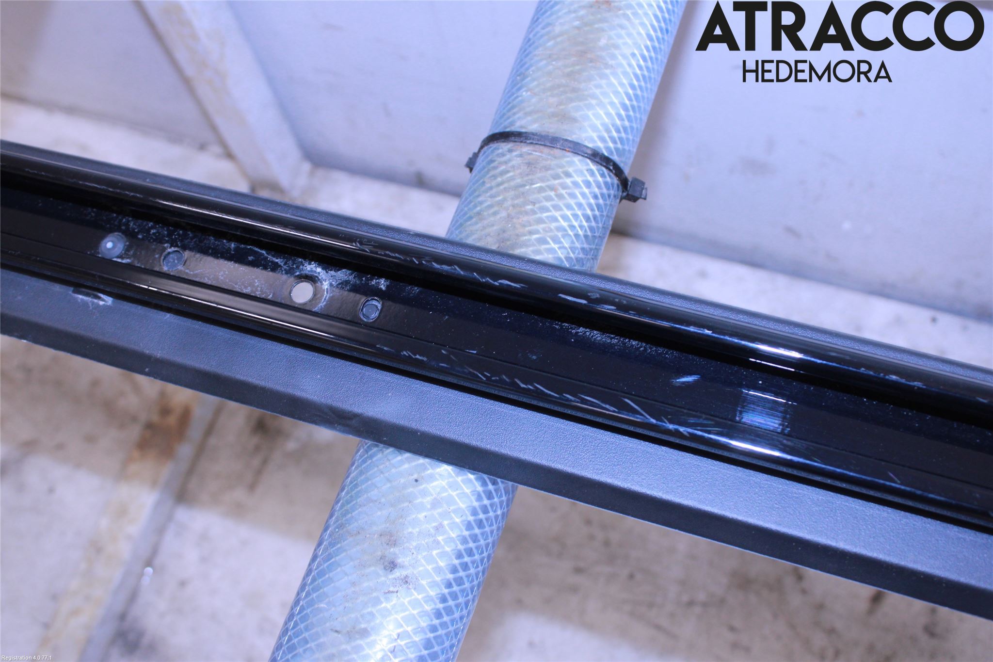 Jeep GRAND CHEROKEE 10-20 Takrails - Stativ