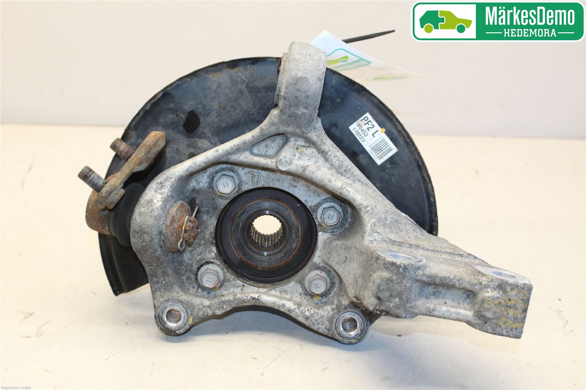 Toyota PRIUS ZVW30 09-20 Spindel Vf
