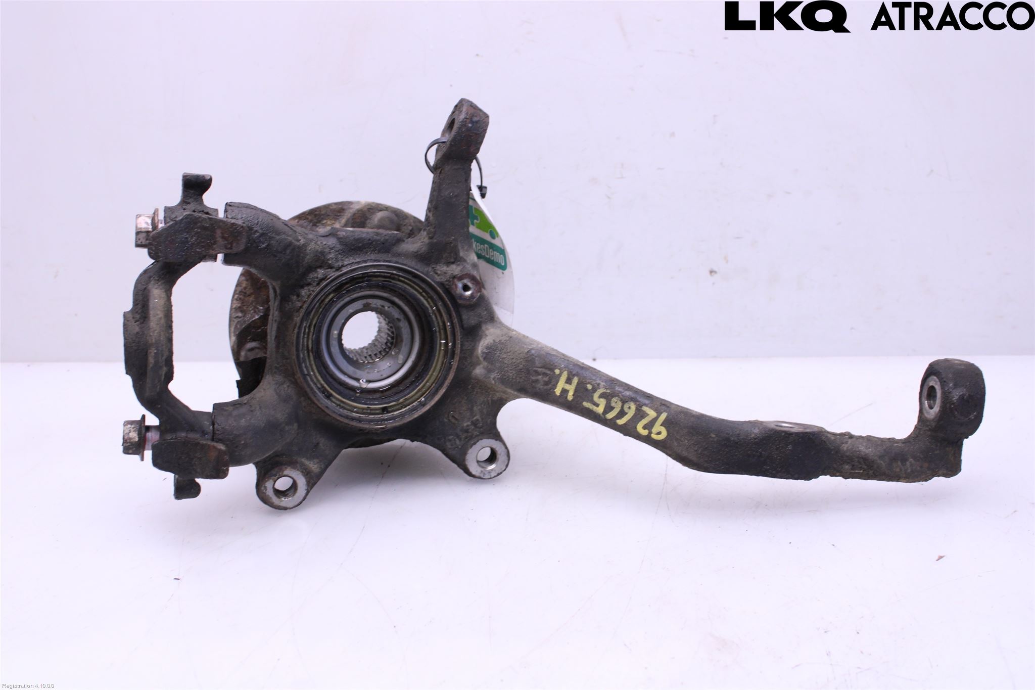 Toyota HILUX 16- Spindel Hf