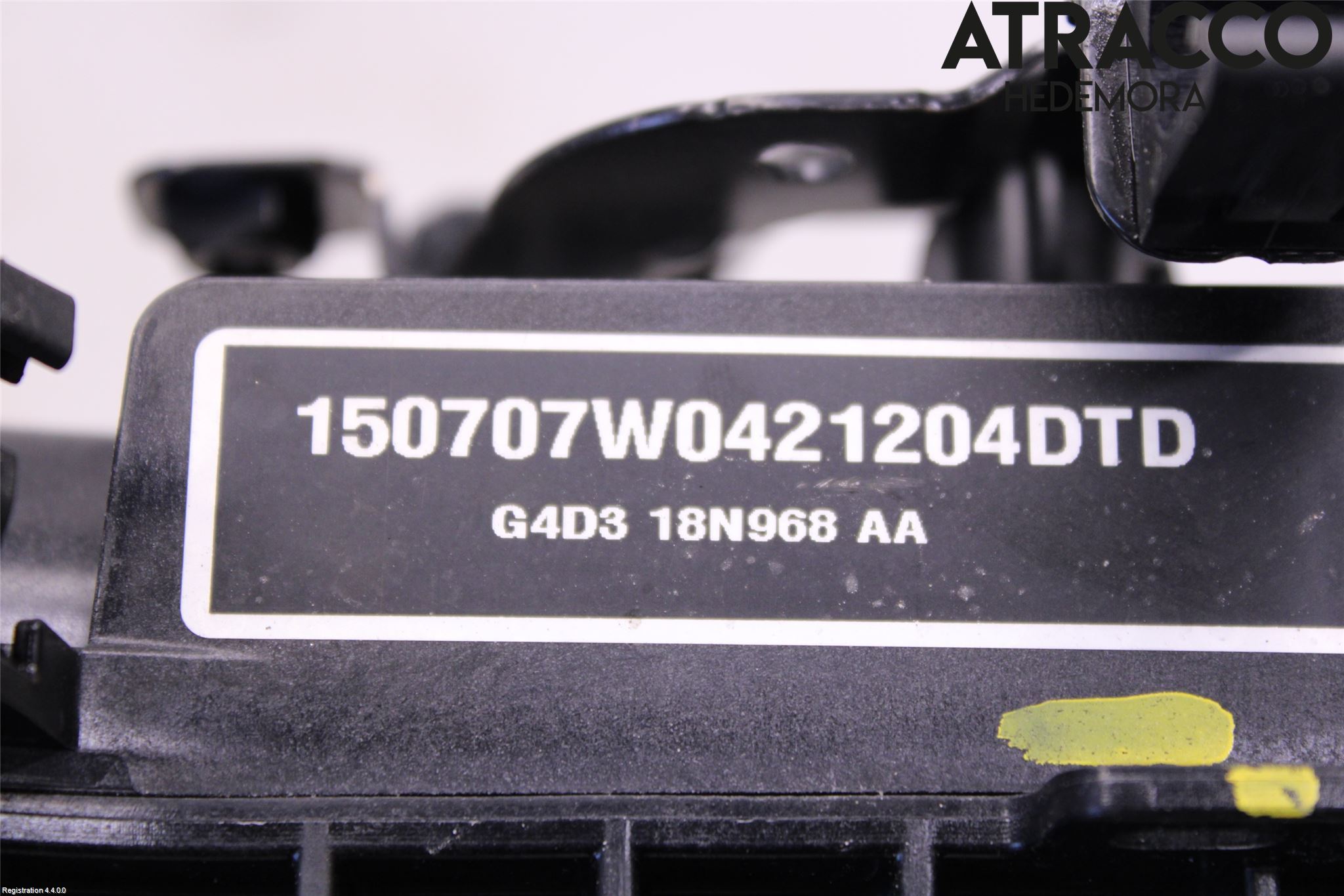 Jaguar XE (X760) 15-24 Innsugningsmanifold