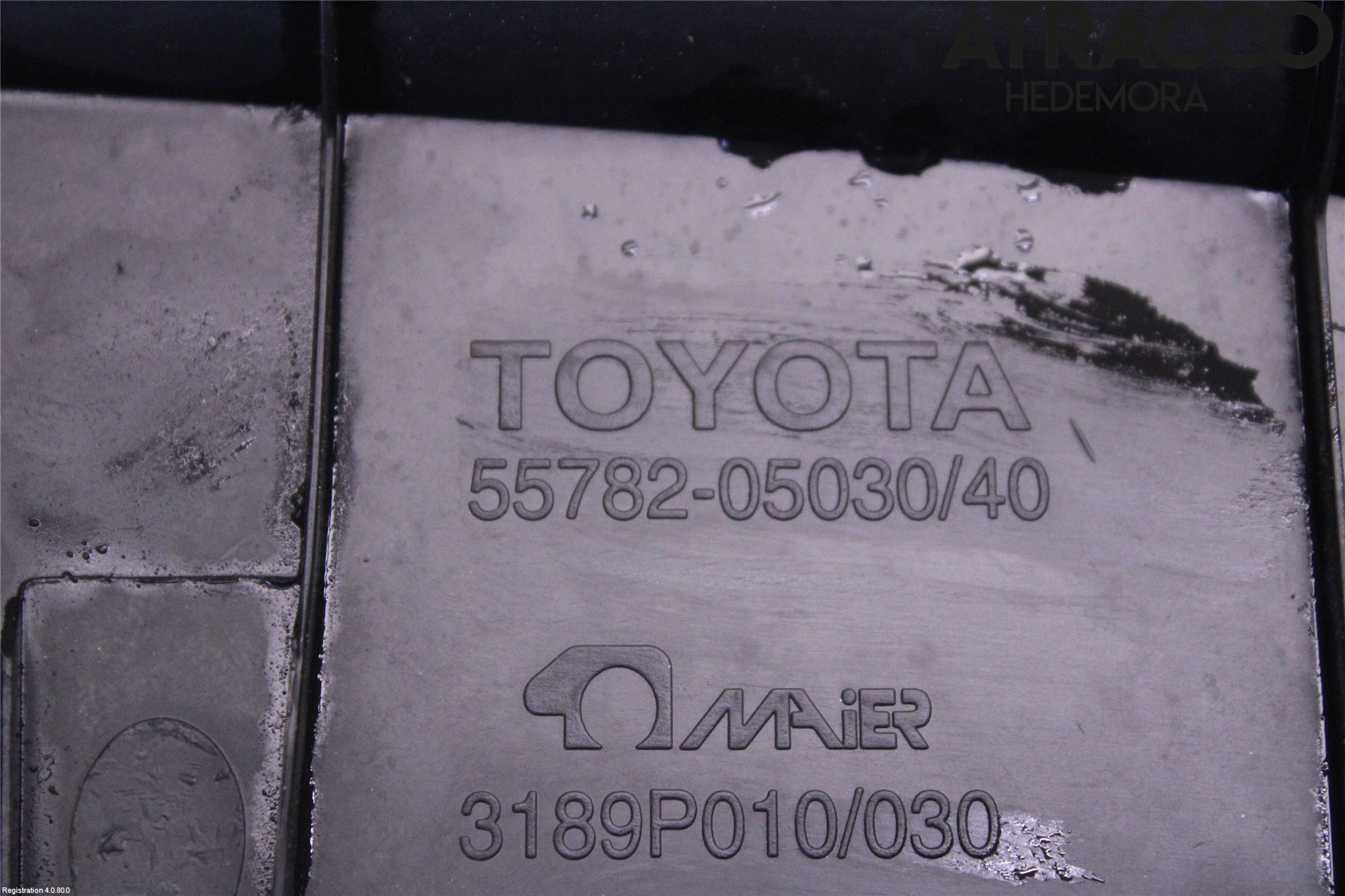 Toyota AVENSIS 03-06 Visker Deksel-Grill-Under Frr