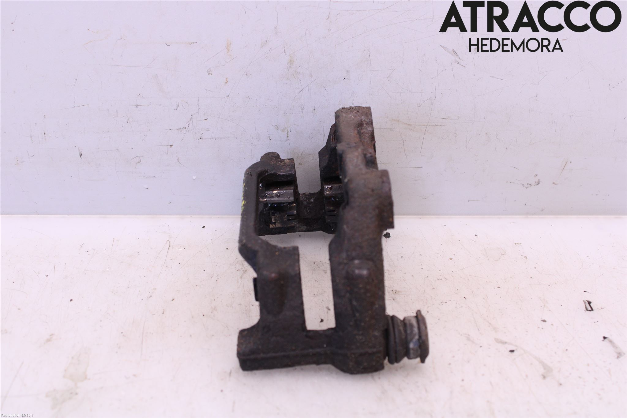 Toyota AVENSIS 16-18 Bremsecaliper Feste Holder