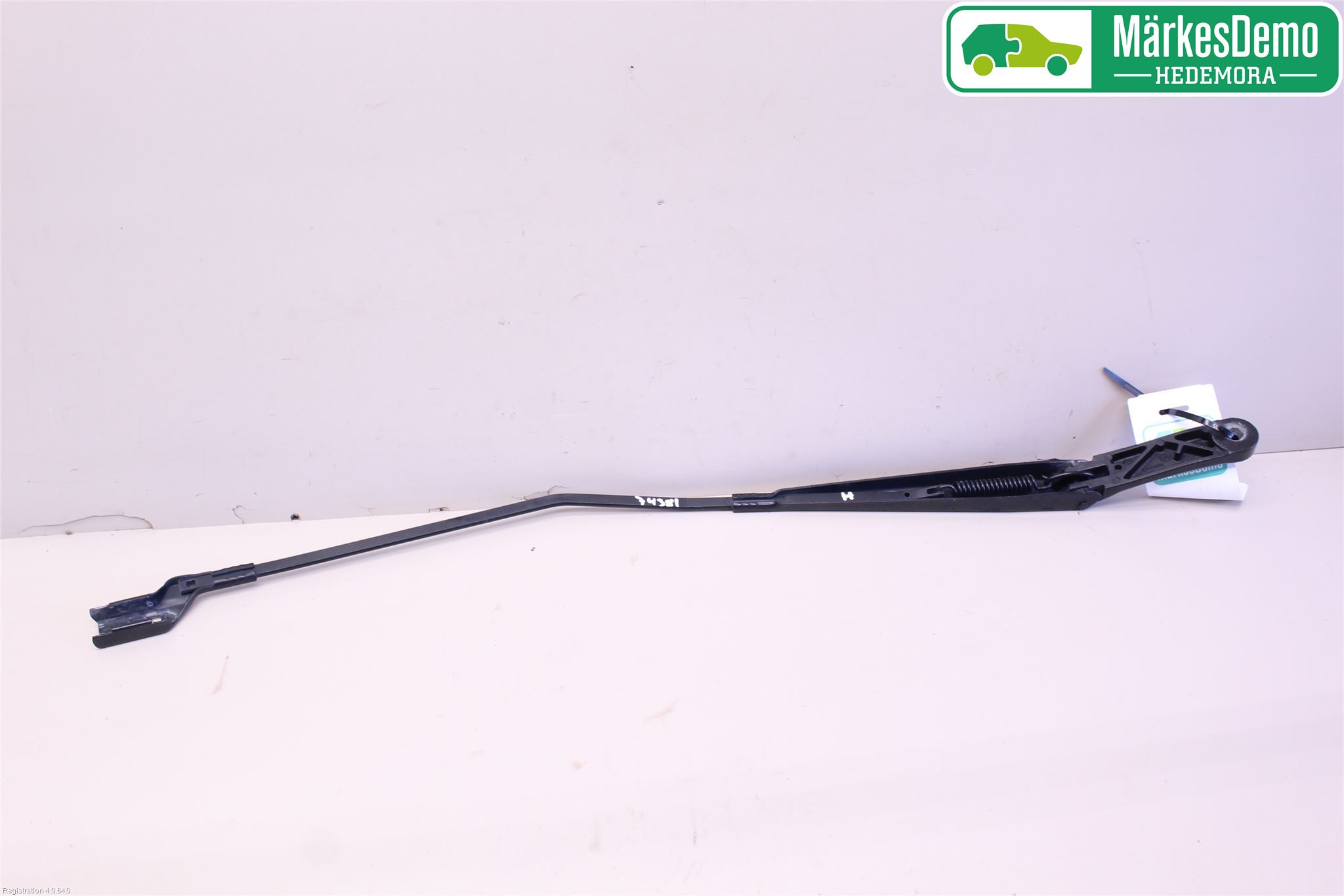 Volkswagen VW TOURAN 10-15 Viskerarm-Armer Frontrute