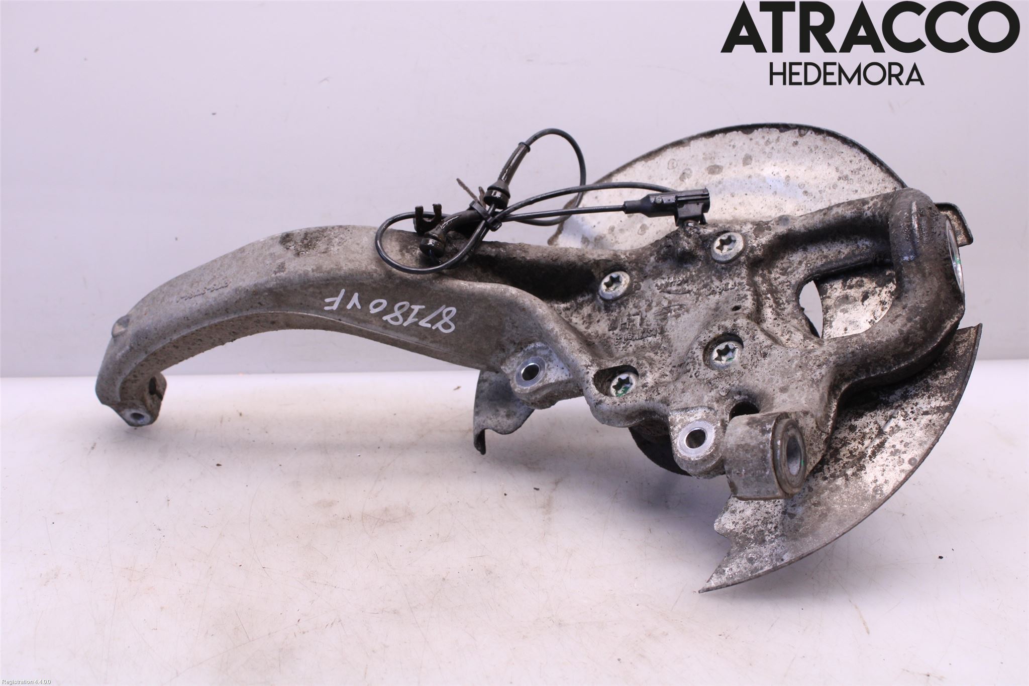 Jaguar XE (X760) 15-24 Spindel Vf