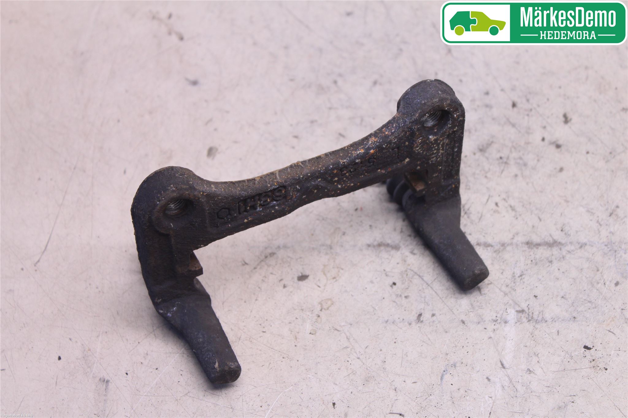 Mitsubishi SPACE STAR 13- Bremsecaliper Feste Holder