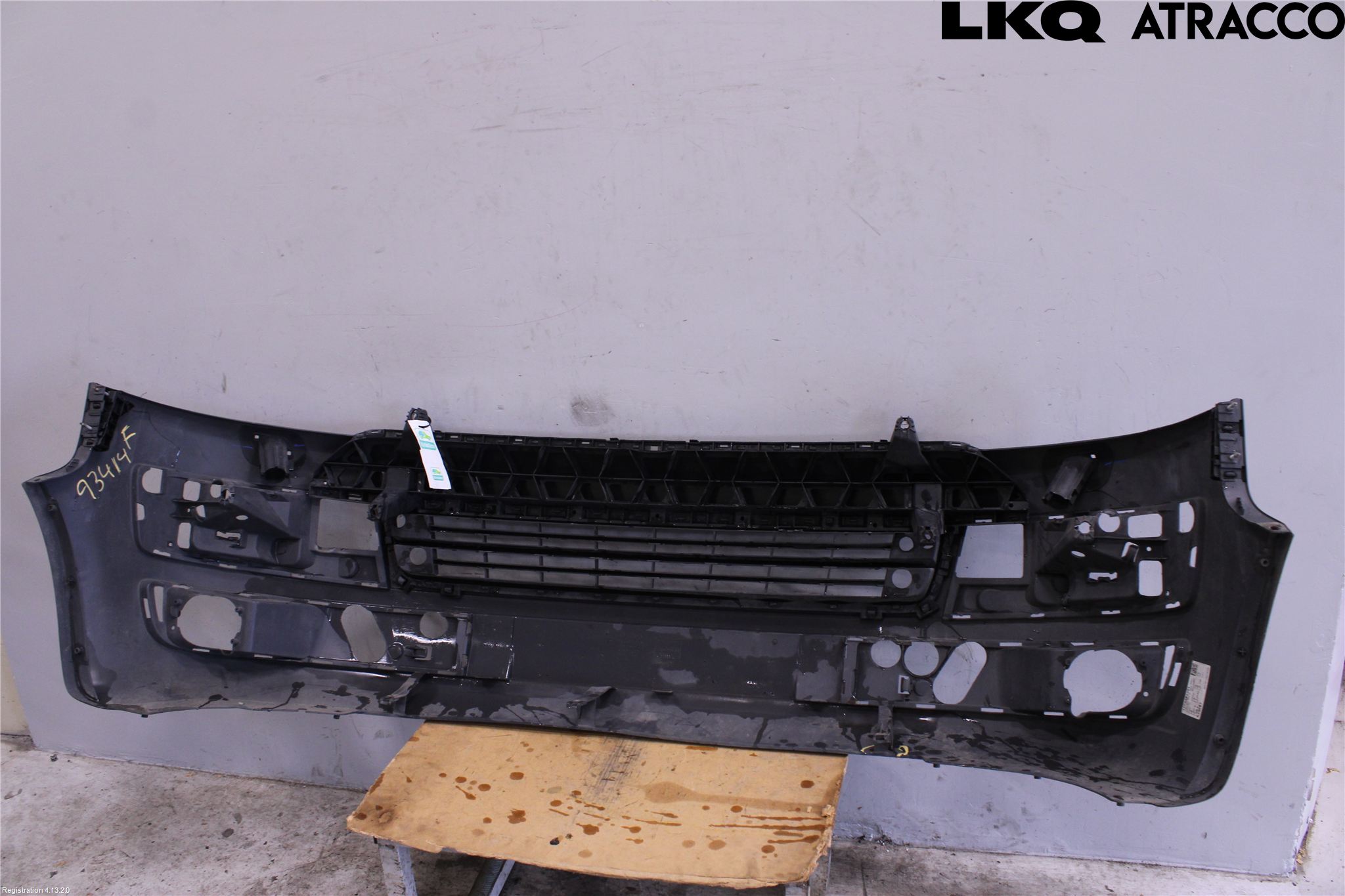 Volkswagen VW TRANSP/CARAVELLE (T5) 04-15 Støtfanger Foran Plastdeksel